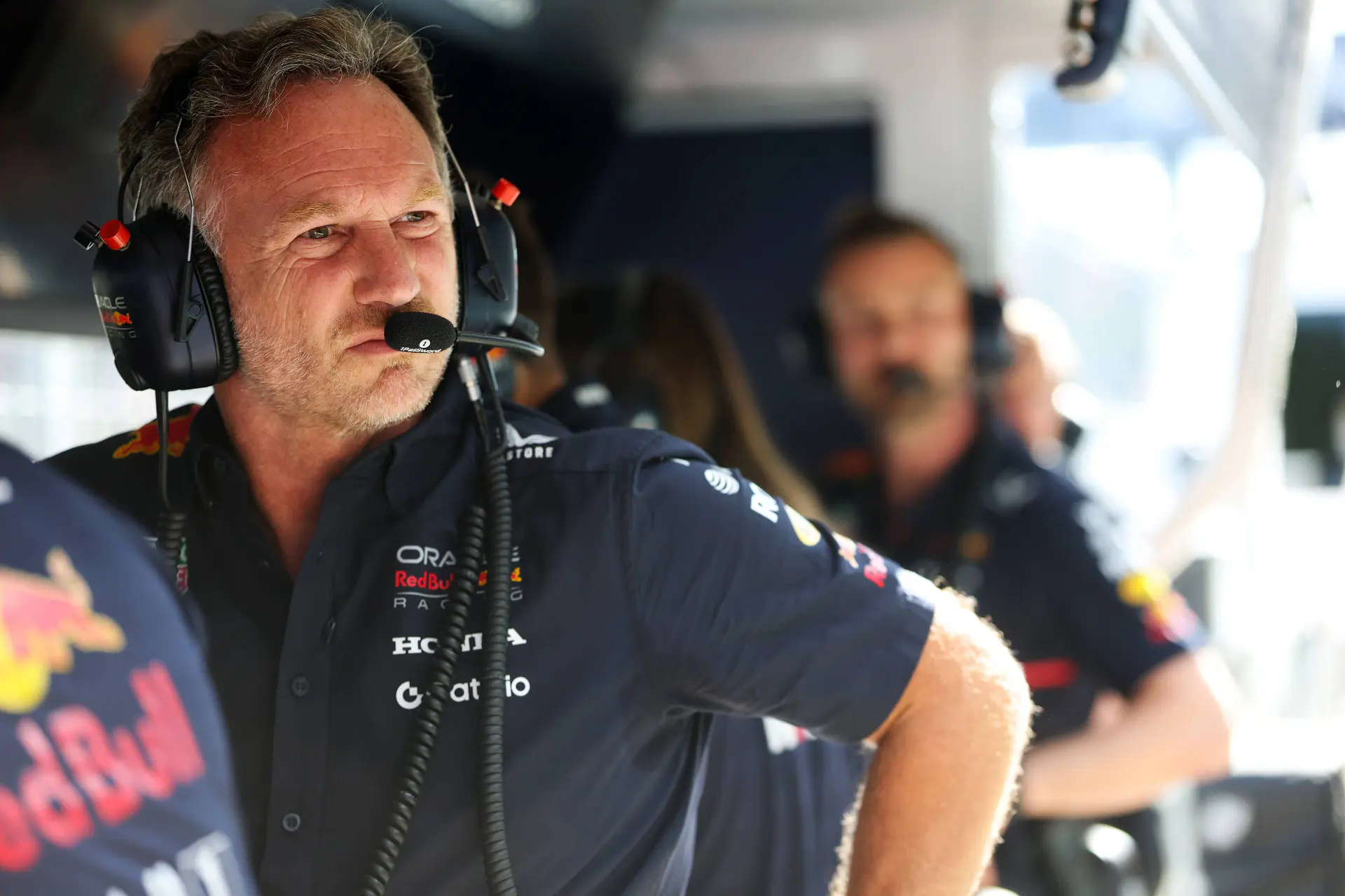 Horner geeft twijfels schoorvoetend toe: 'Wij stellen die vragen intern ook'