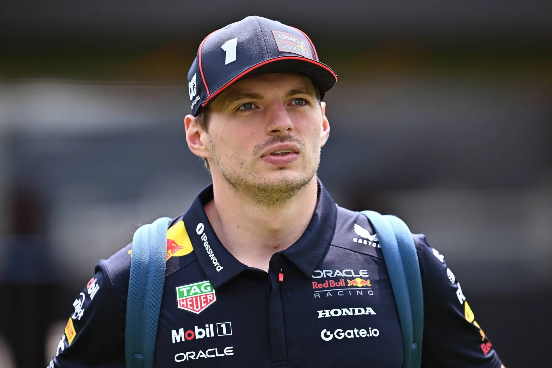 Verstappen vertelt over ontmoeting op vliegveld met Russell: 'We leven en leren allemaal toch?'