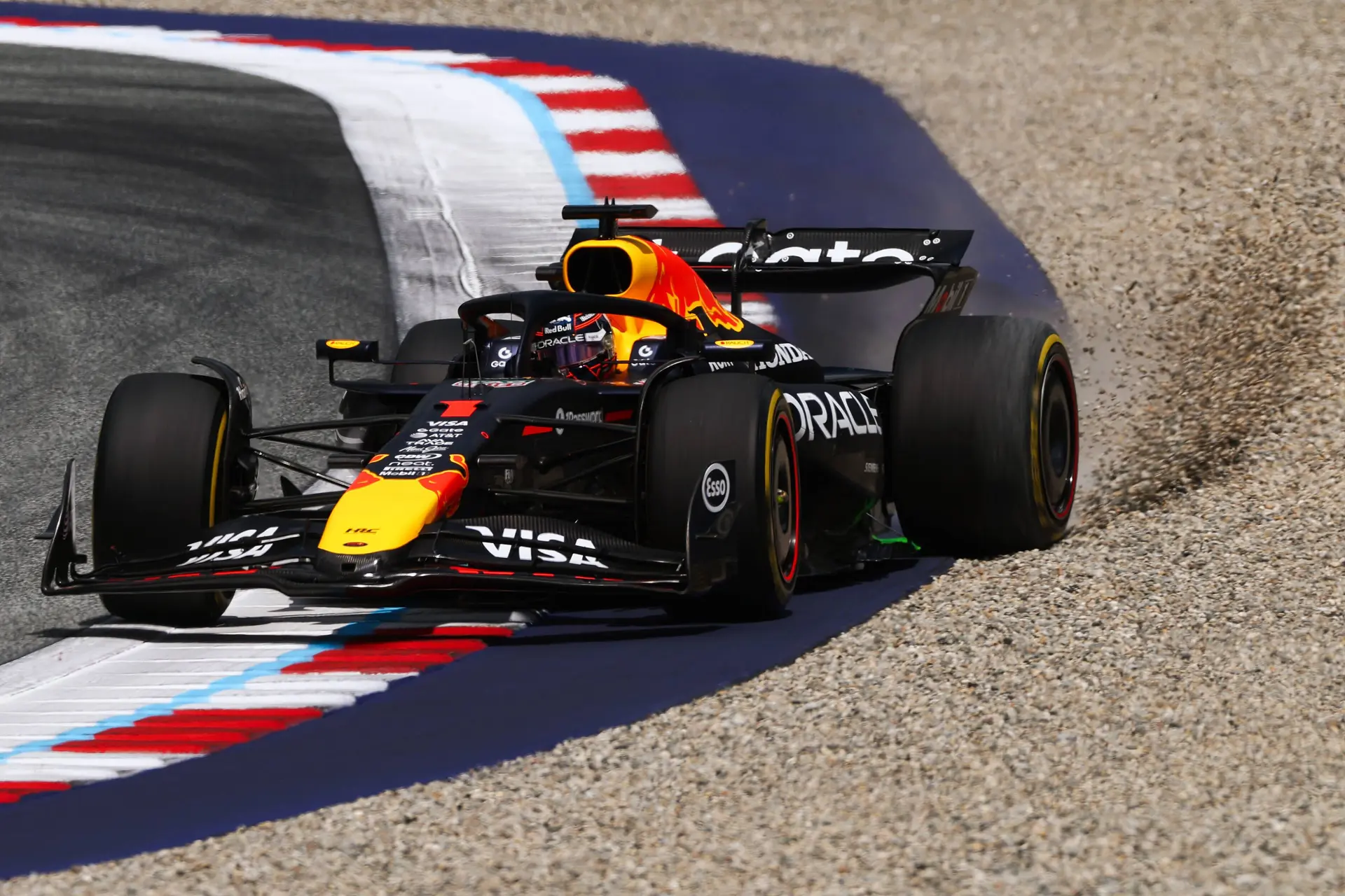Long runs | Opvallende concurrent voor McLaren, Verstappen trekt rookgordijn op