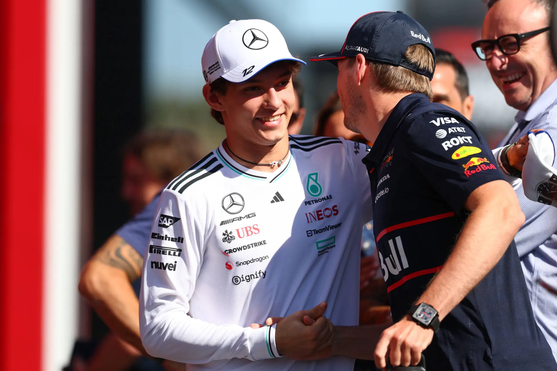 Herbert zeer kritisch over rookie: 'Denk eens aan Verstappen toen hij begon'
