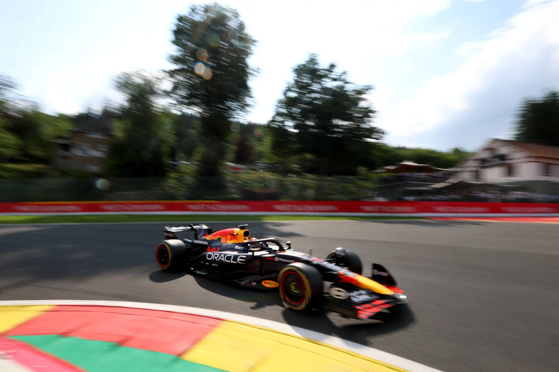 Pirelli trok wenkbrauwen op van bandenkeuze Red Bull en duidt mogelijke onlogische strategie