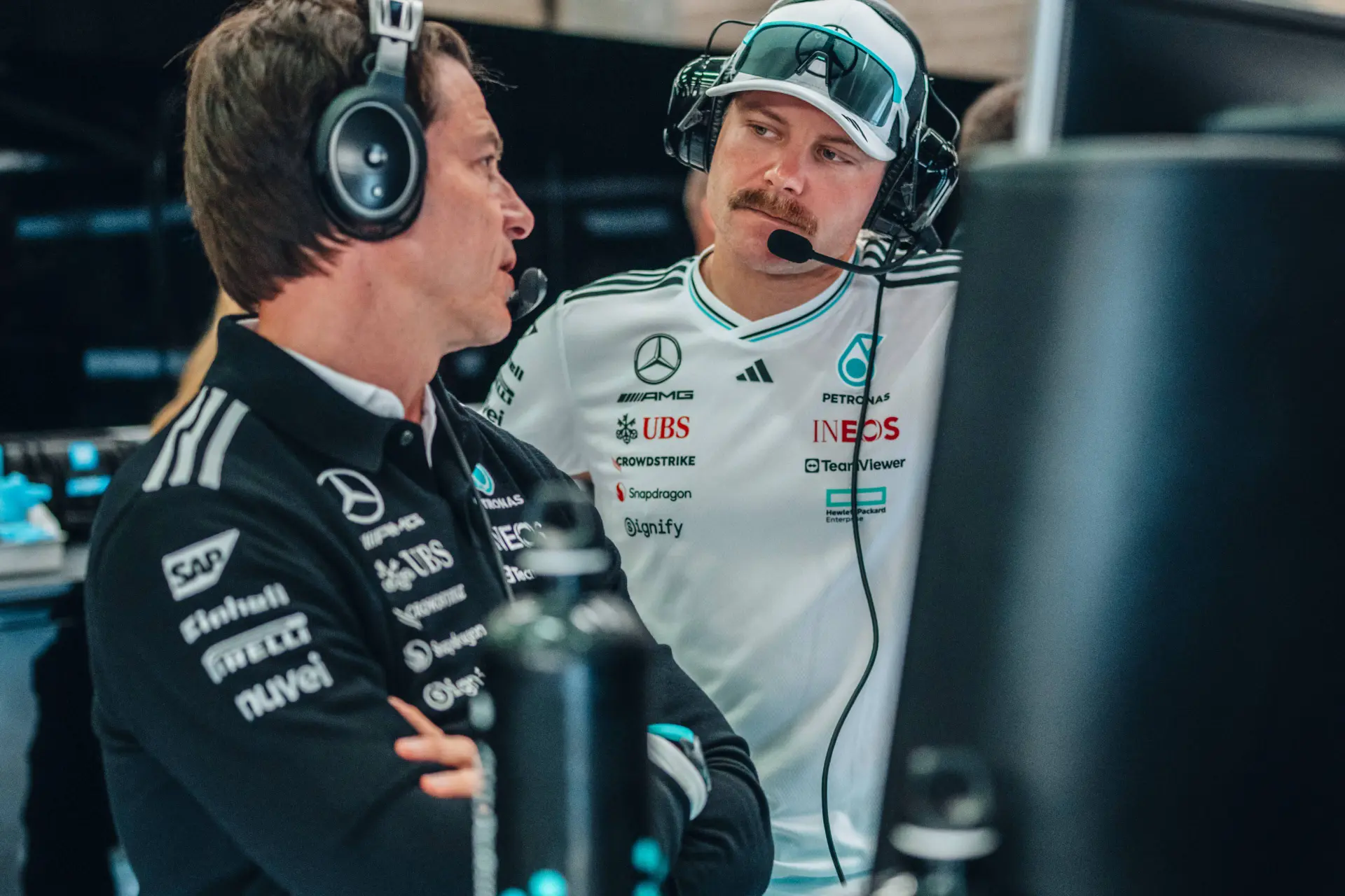 Wolff smult van comeback 'puntenmachine' Verstappen in titelstrijd: 'Altijd op je hoede zijn'