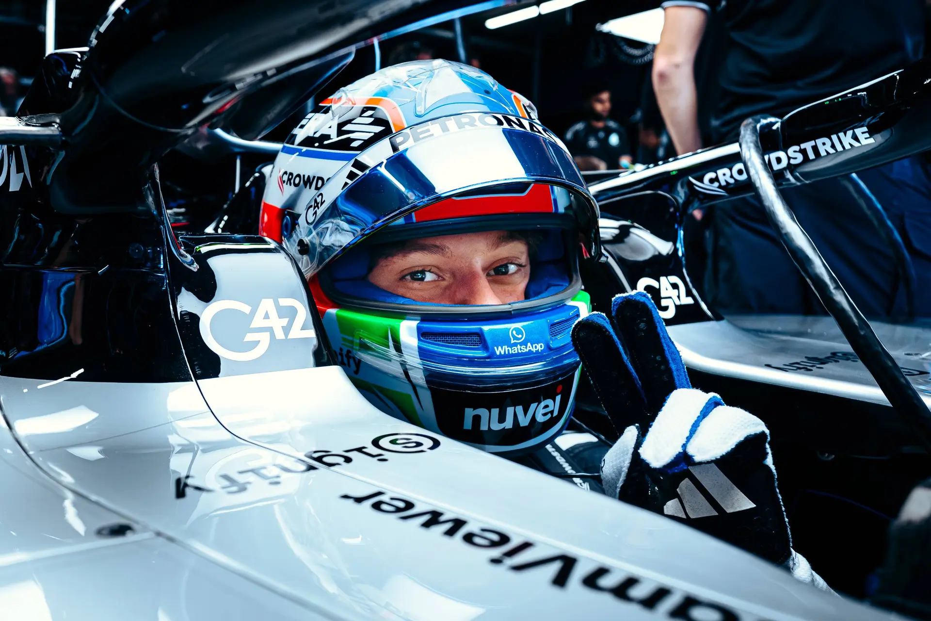 Schumacher kritisch op Mercedes: 'Het spijt me zeer, maar hij is geen Max Verstappen'