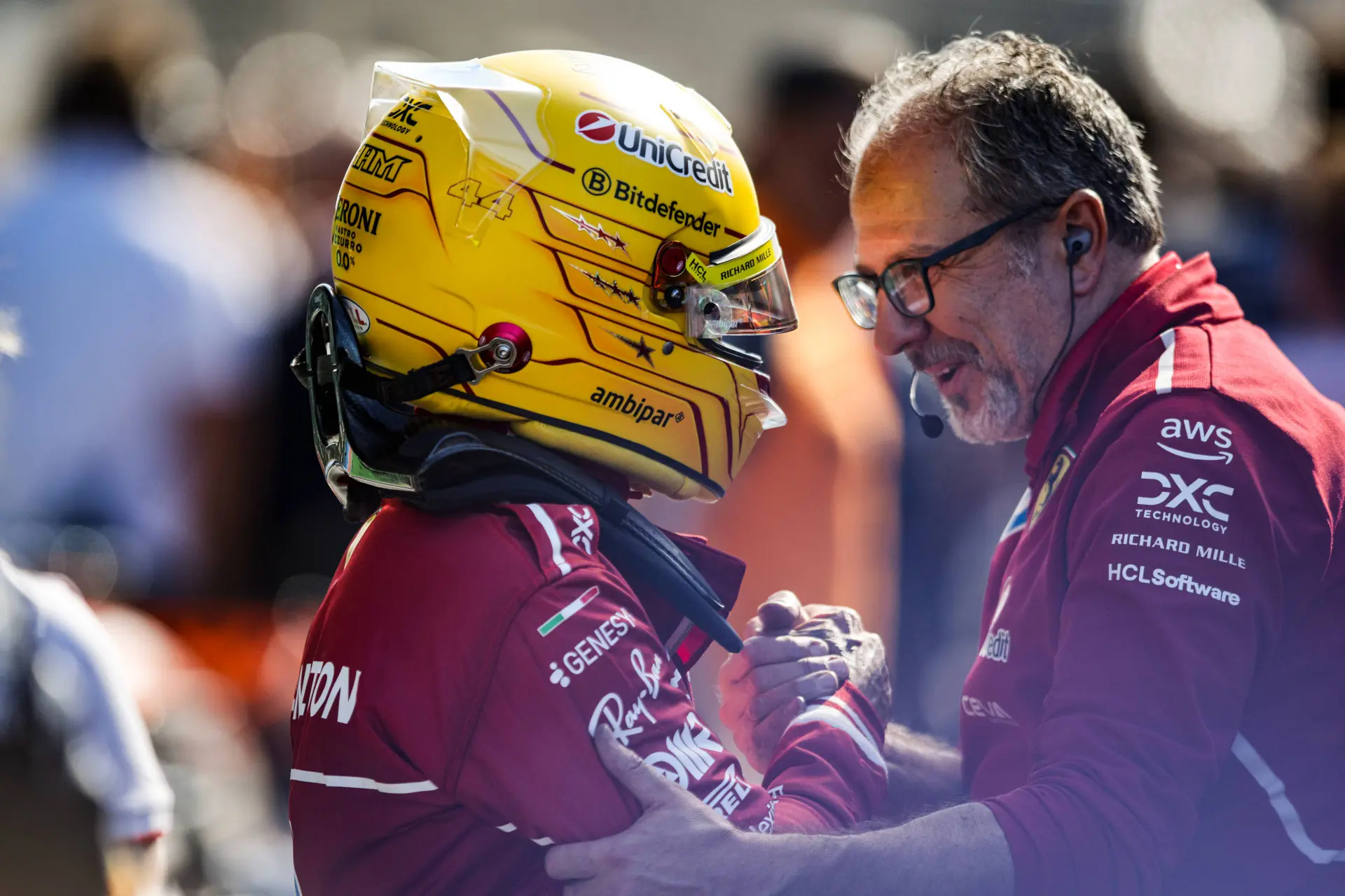 Hamilton rouwt om het resultaat dat hij had kunnen halen: 'Dit is niet normaal voor mij'