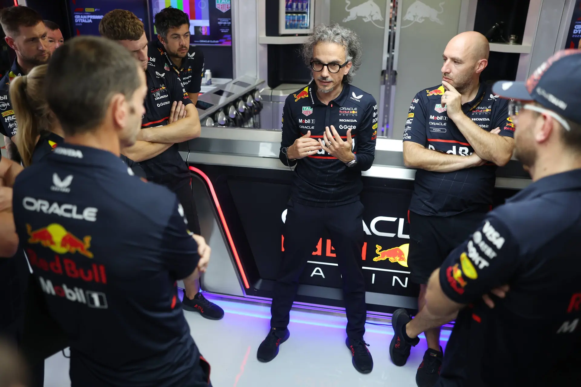 Mekies spreekt over 'magie van Verstappen': 'Stuurde het team de juiste richting in'