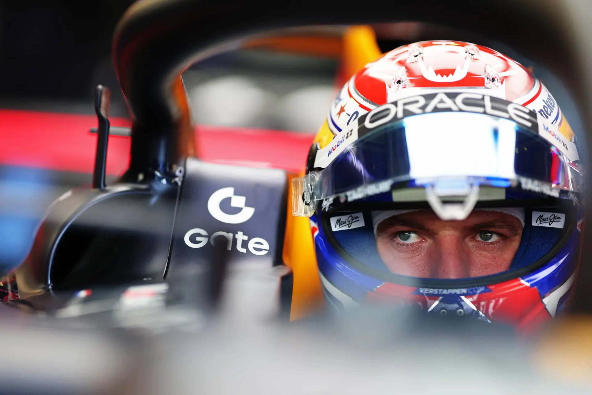 Update II | Verstappen nu echt geslaagd voor zijn licentie: 'Ik kijk ernaar uit om hier vaker te rijden'