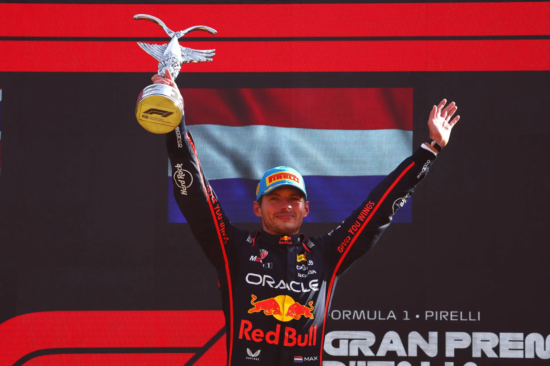De race van Verstappen | Ouderwets 'gekibbel' tussen Verstappen en Lambiase: 'Hoeveel win ik per ronde?'