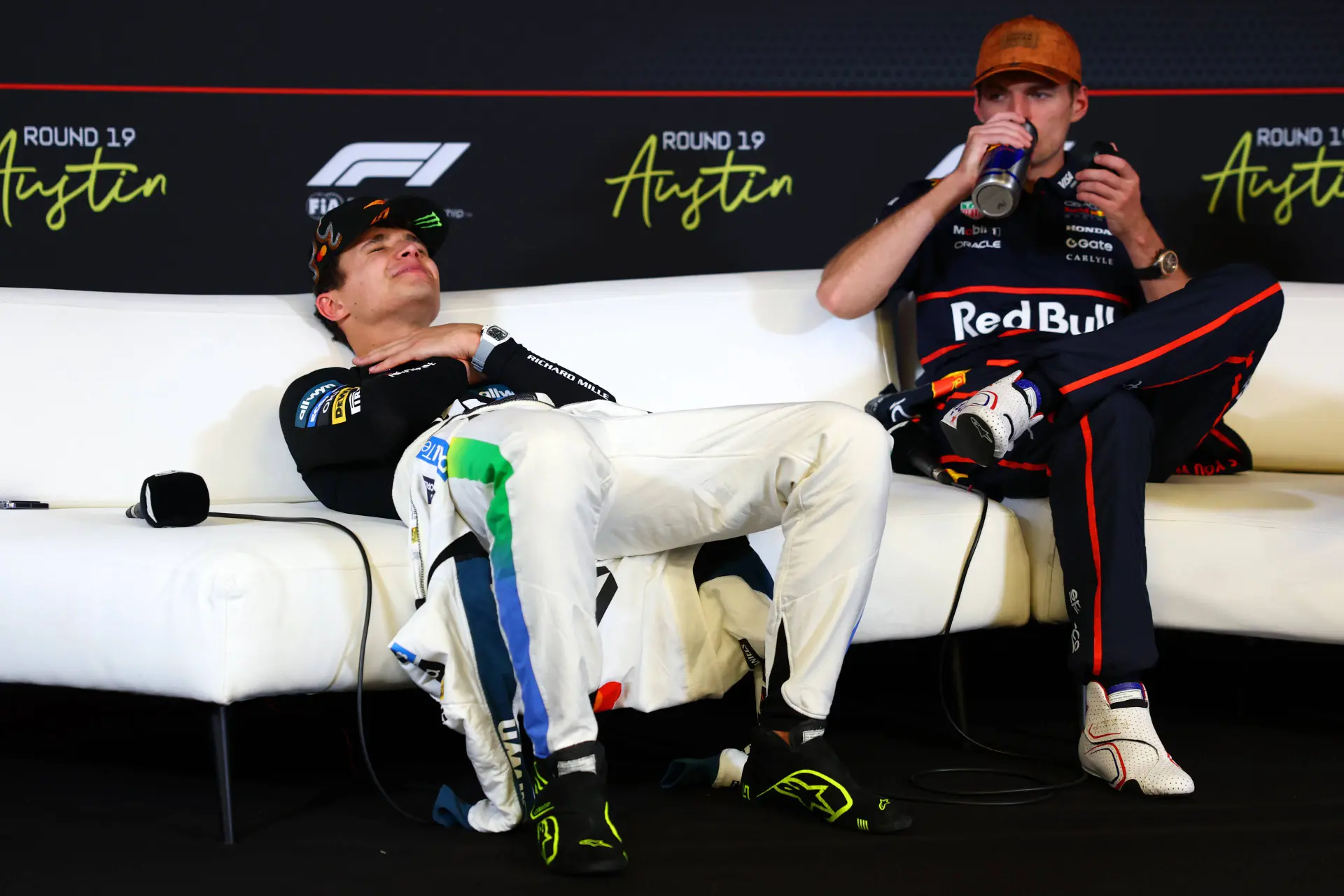 Duitse analist merkt het in de paddock: 'Sommigen zeggen: de échte favoriet is Verstappen'