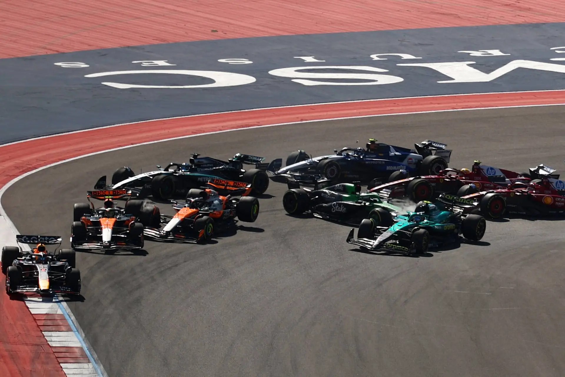 McLaren laakt rijgedrag van andere coureurs: 'We hebben er een prijs voor betaald'