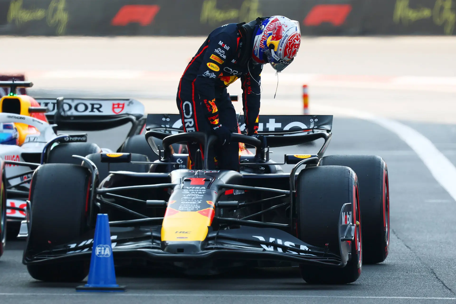 Windsor kijkt met lede ogen naar Verstappen: 'Alle hoop is vervaagd'