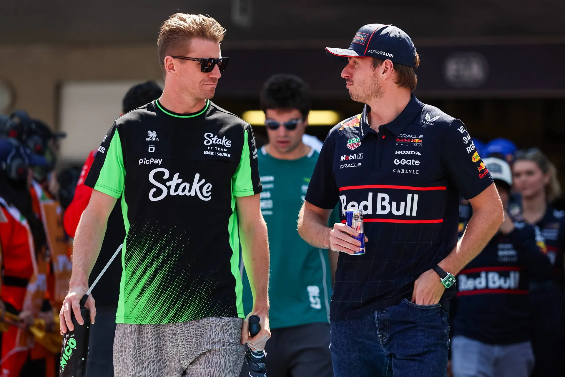 Verstappen nog altijd blij voor goede vriend: 'Niemand verdiende dat meer dan deze strijder'