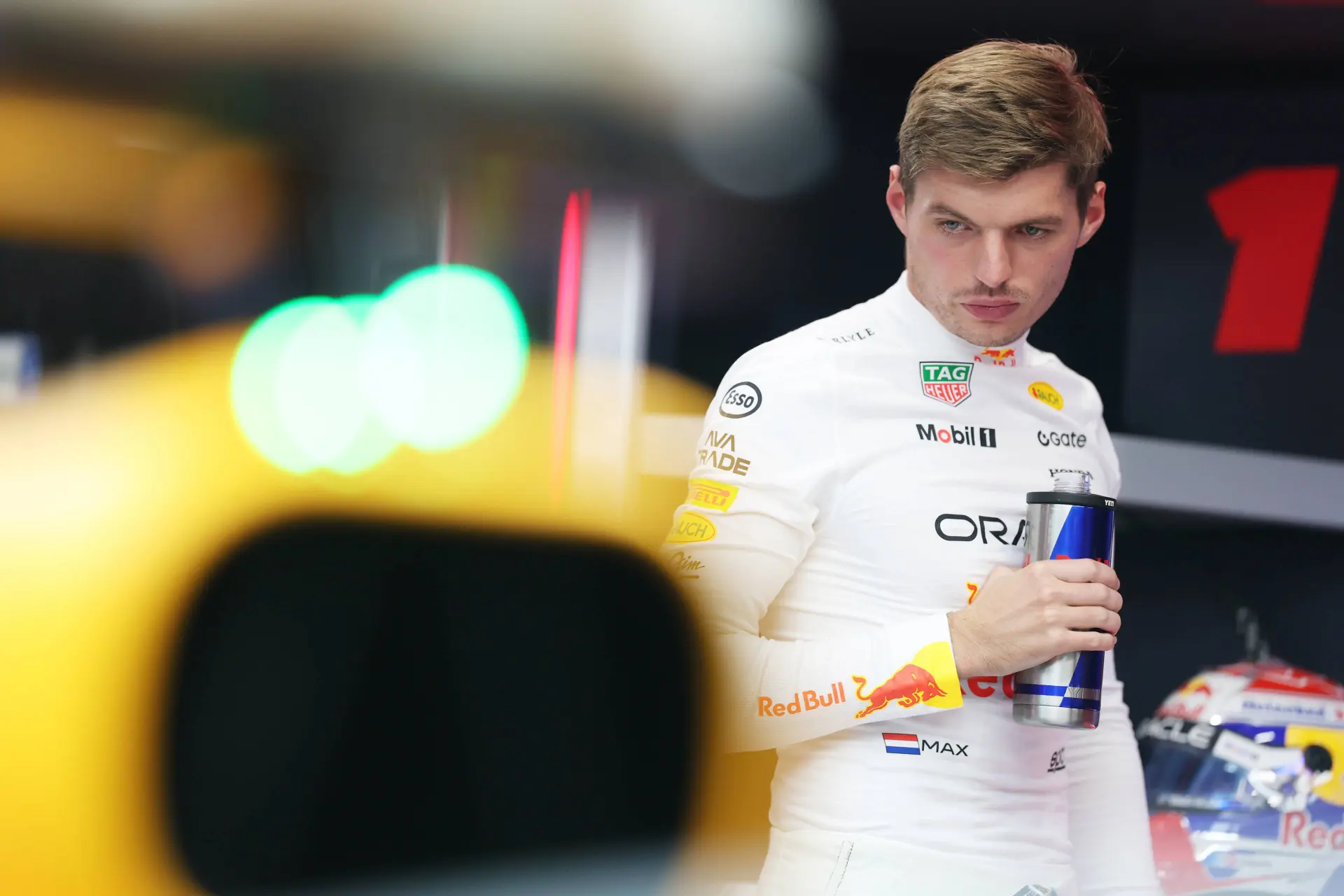 Verstappen legt frustraties en zorgen uit: 'Daar heb je veel minder grip'