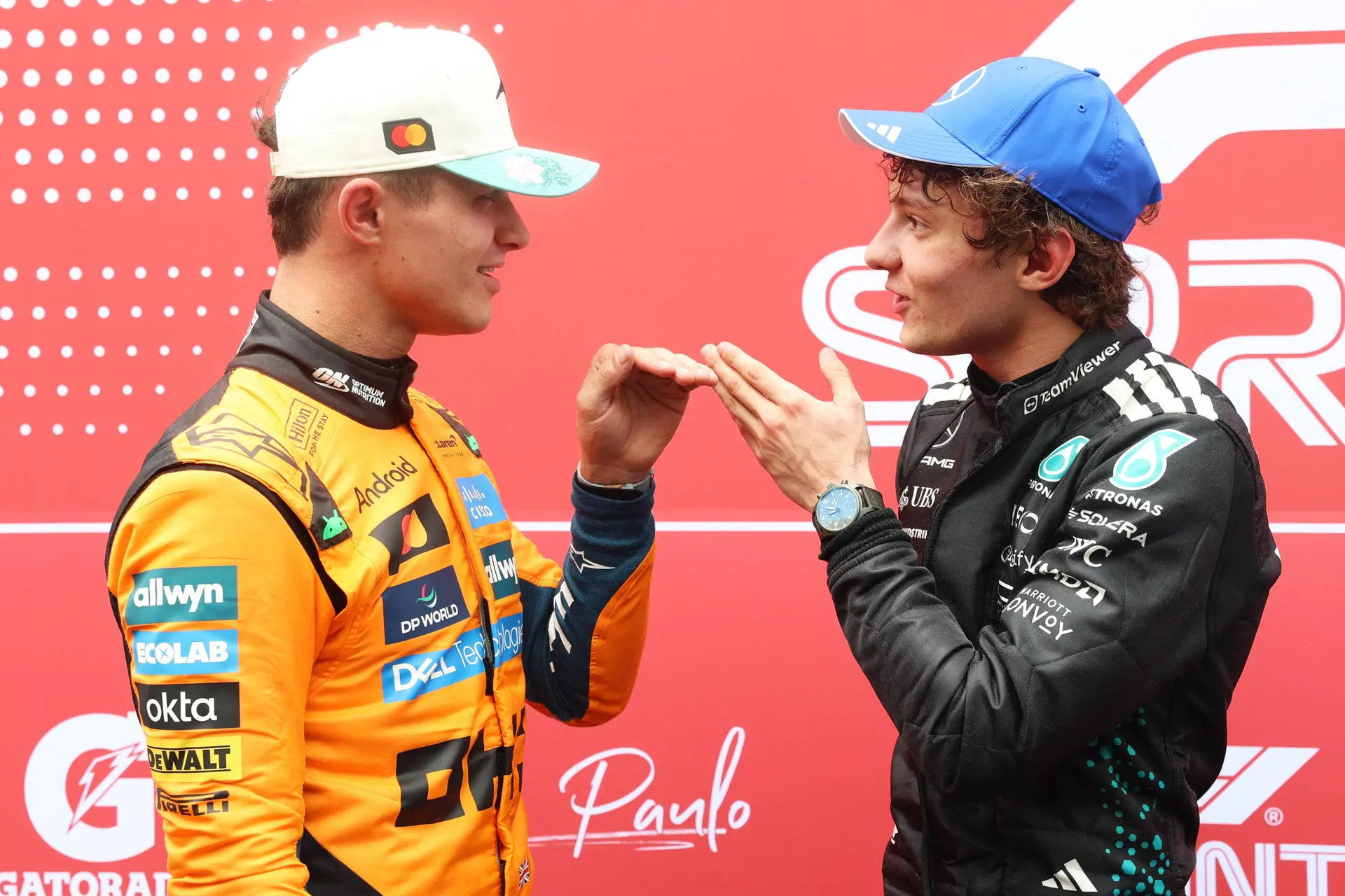 Antonelli deelt dreun uit aan zwakke Russell, Verstappen grijpt in laatste meters P5