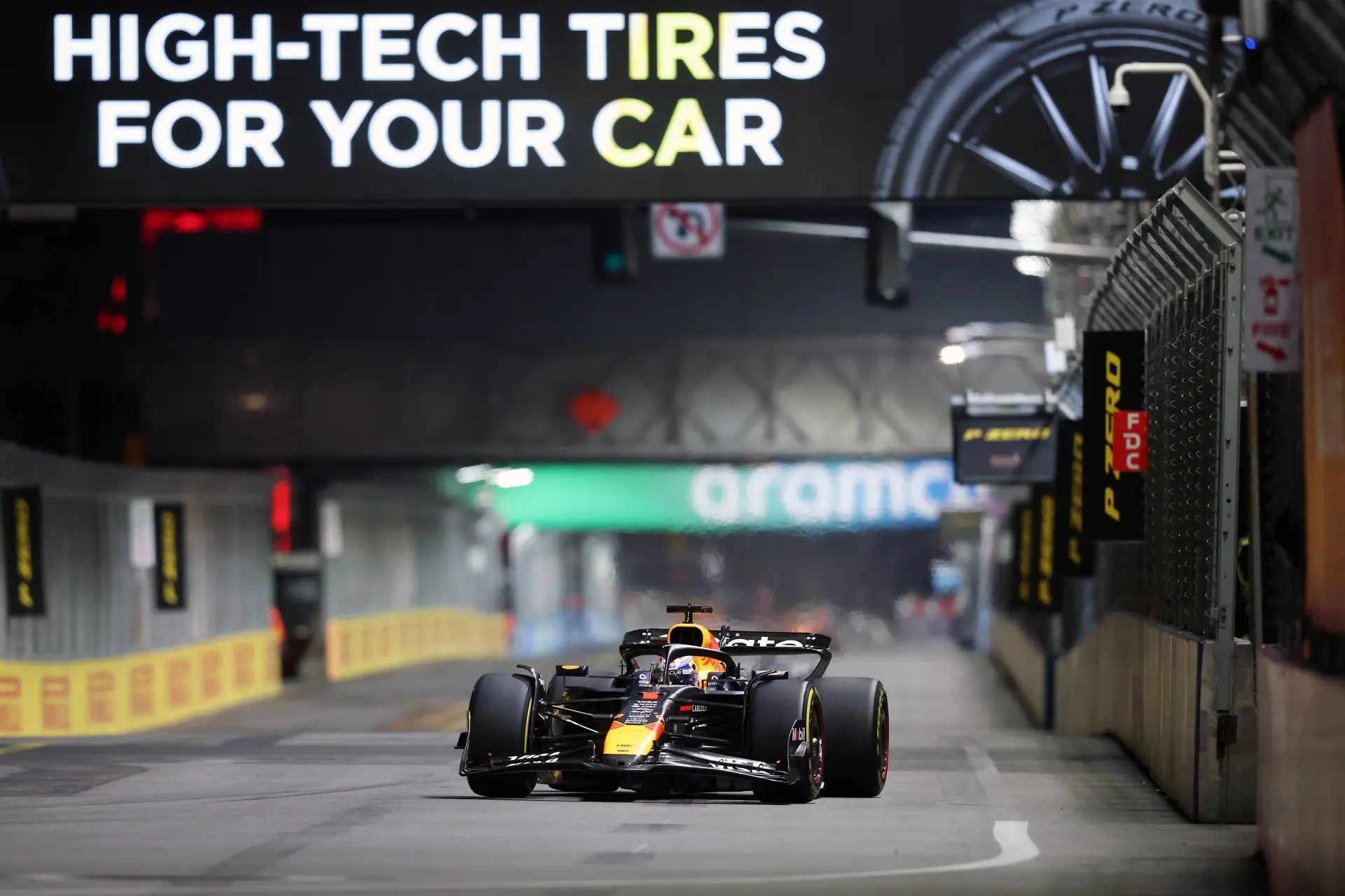 max-verstappen-red-bull-racing-19-saturday-lasvegas-2025