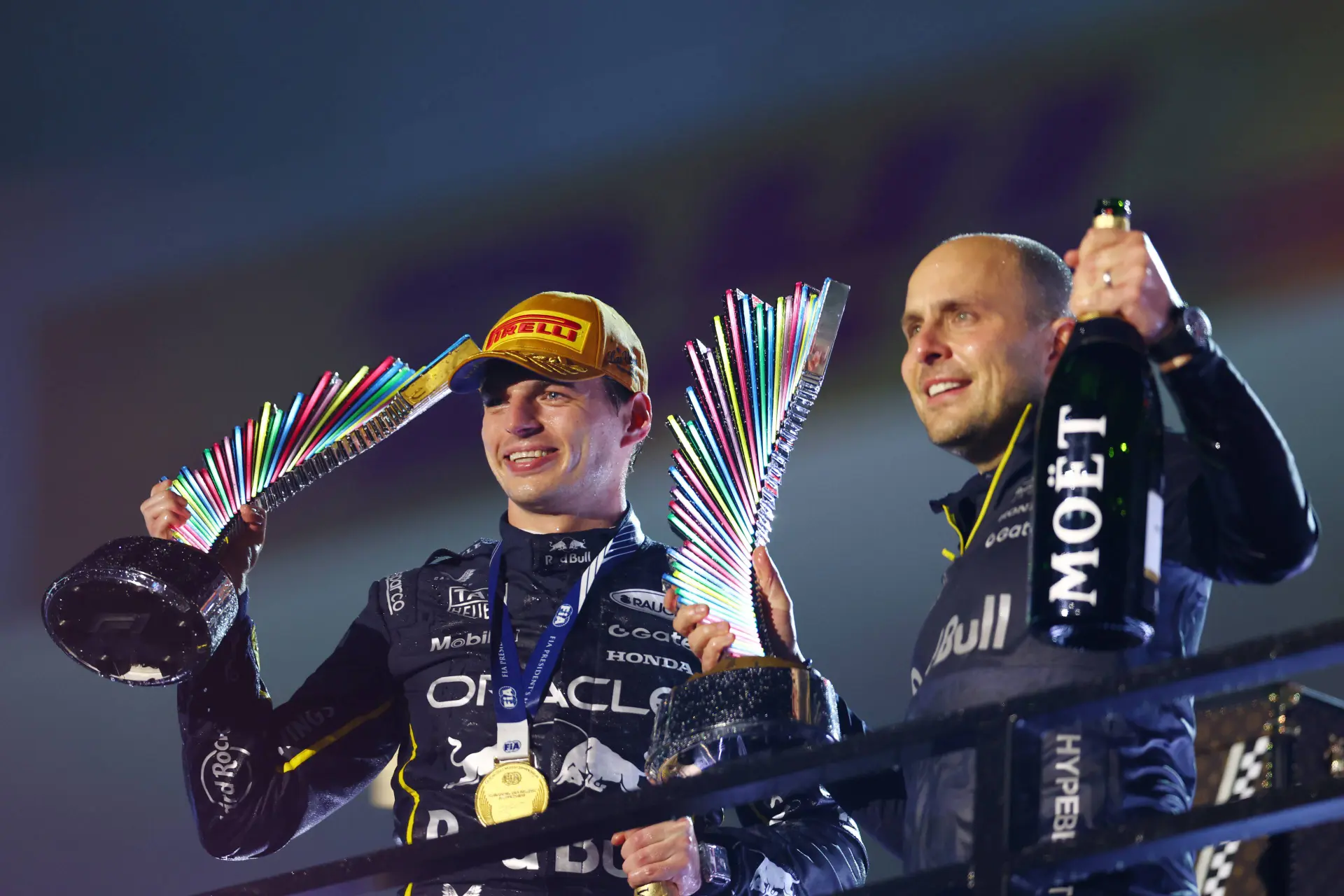 De race van Verstappen | Hadden Lambiase en Verstappen al vermoedens? 'Kunnen we niet hardop zeggen'
