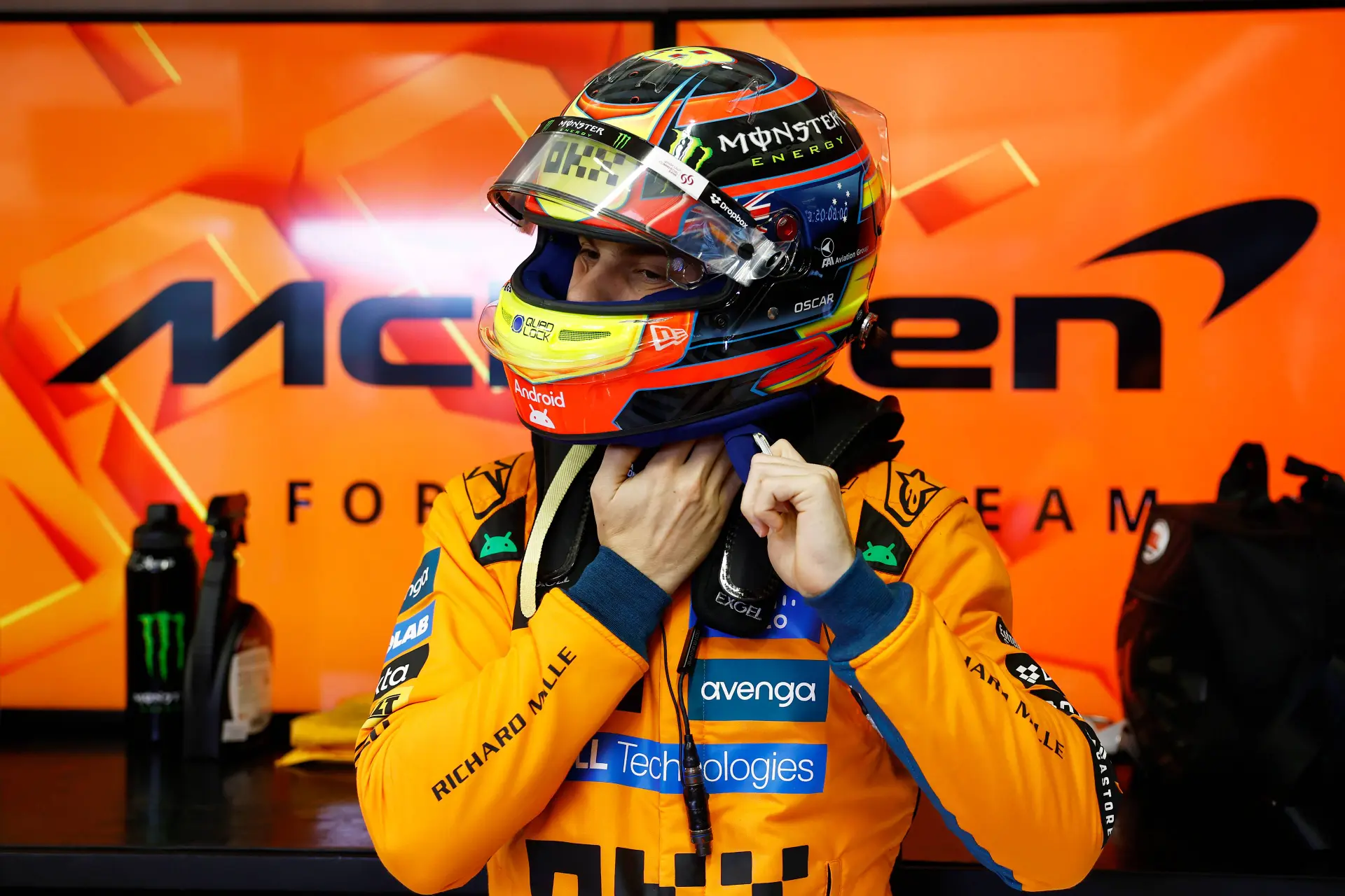 Piastri verslaat Norris in Qatar, Verstappen met enorme frustraties