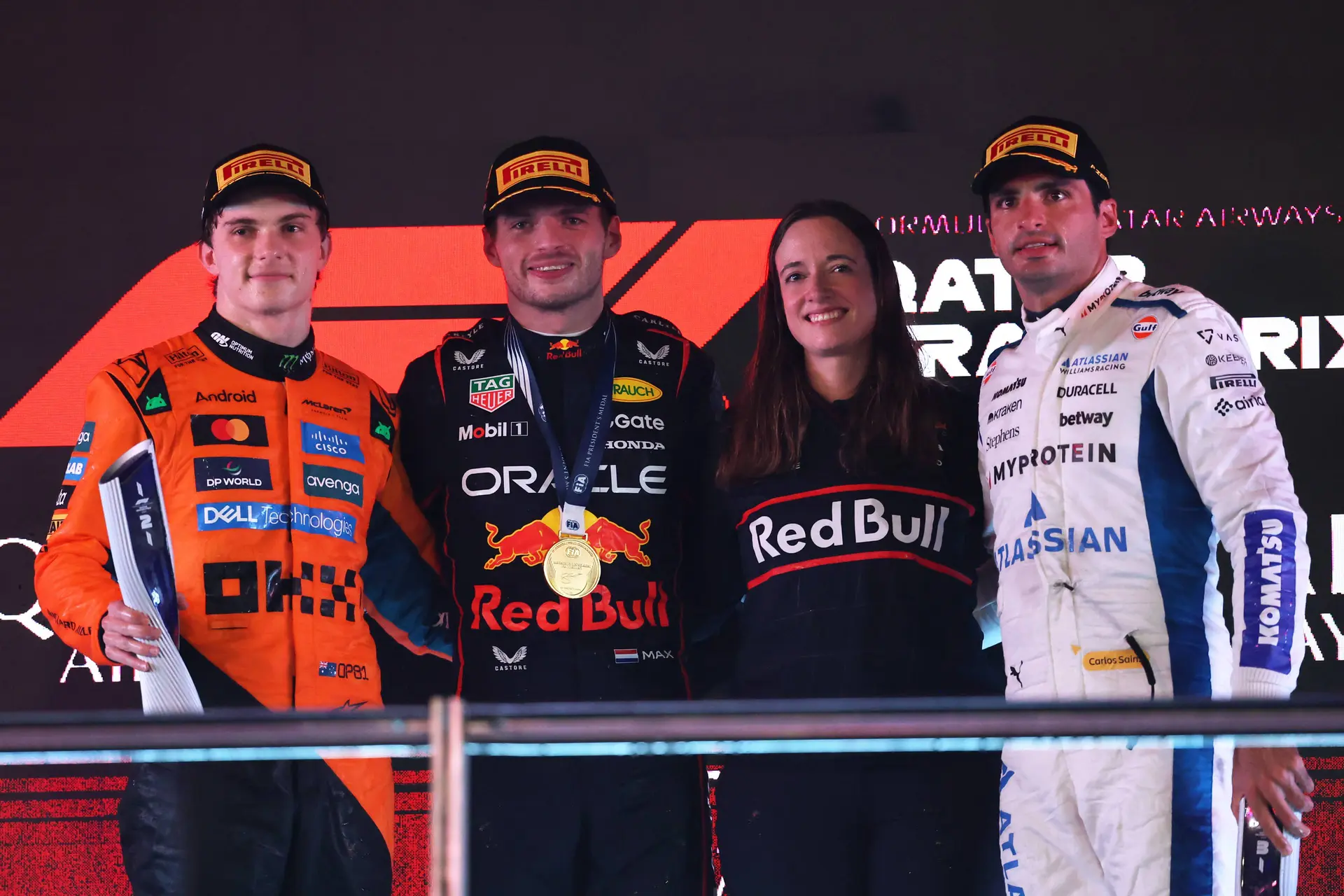 Buitenlandse media bedanken 'terminator' Verstappen, McLaren krijgt een 1