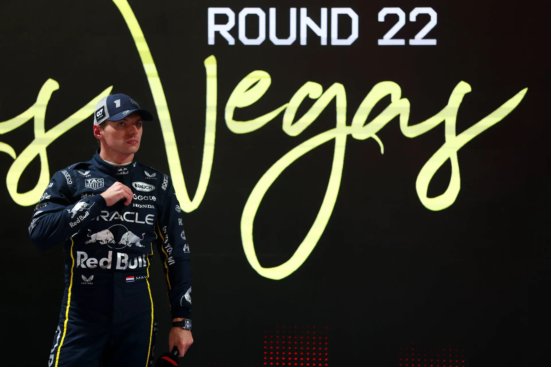 Verstappen met stalen gezicht en humorloze toon: 'Dan kan ik beter gaan rallyen'