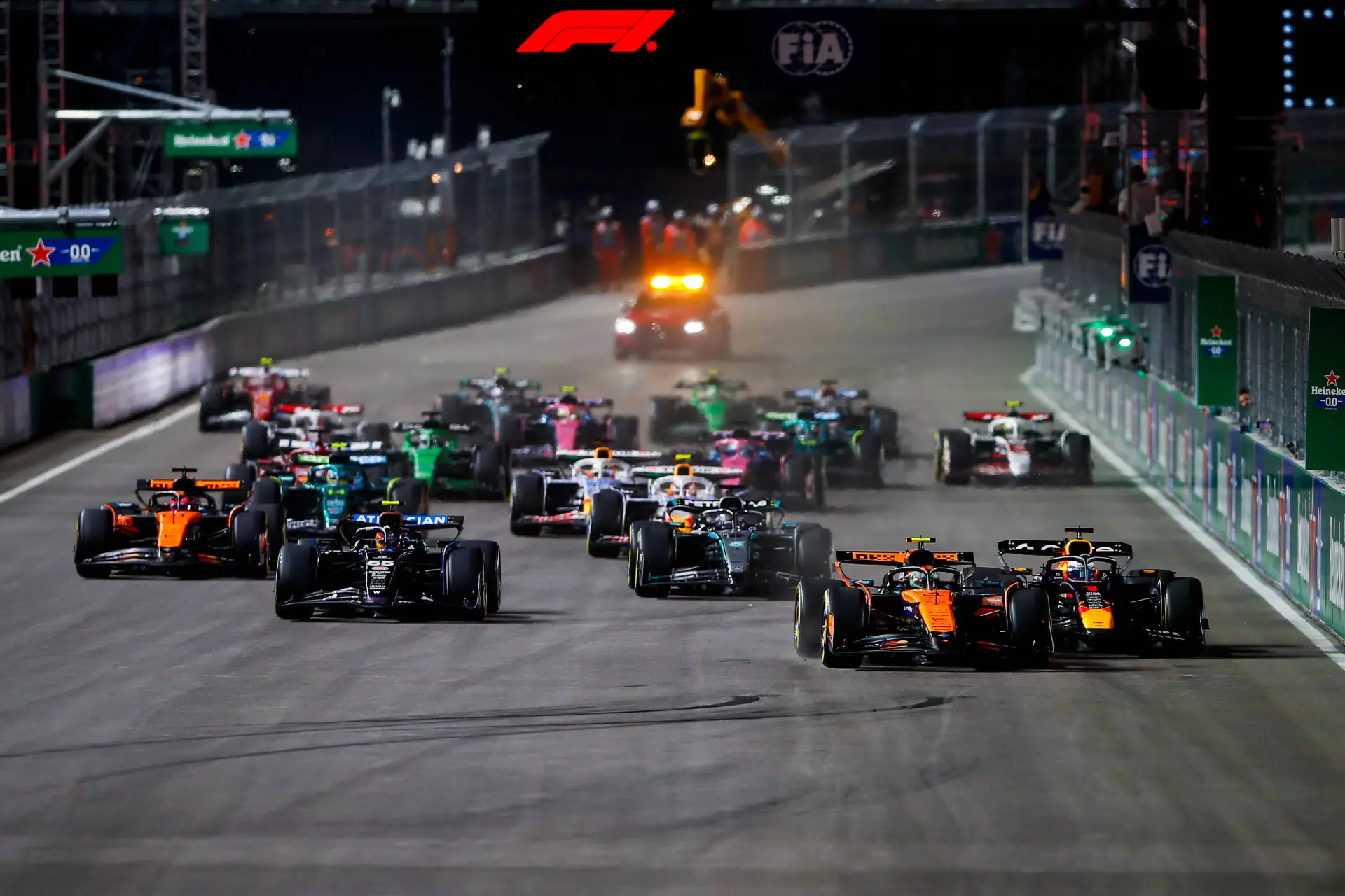 start-las-vegas-lando-norris-max-verstappen