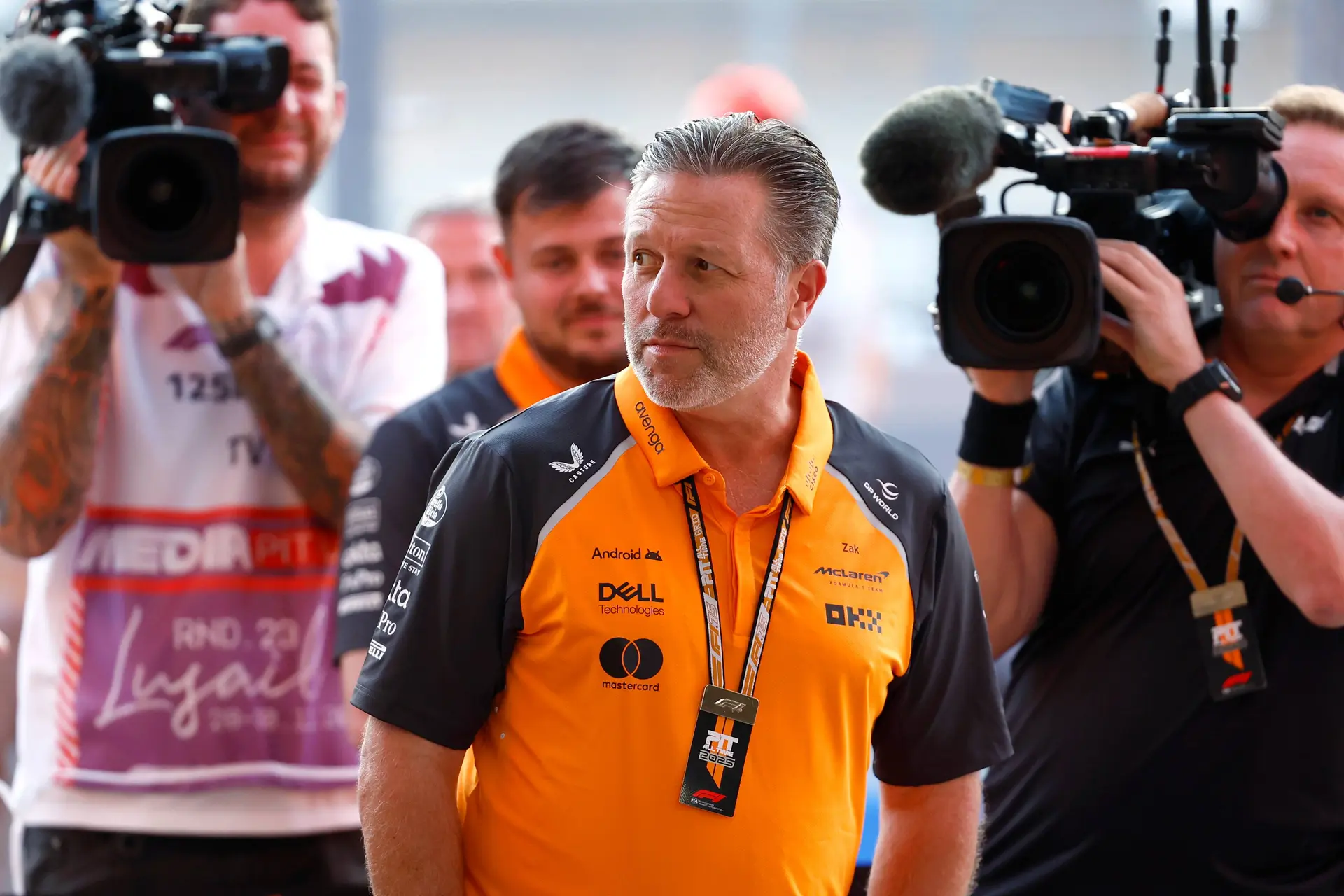 Brown lacht om Verstappen: 'Dit was niet zijn beste kwalificatie'