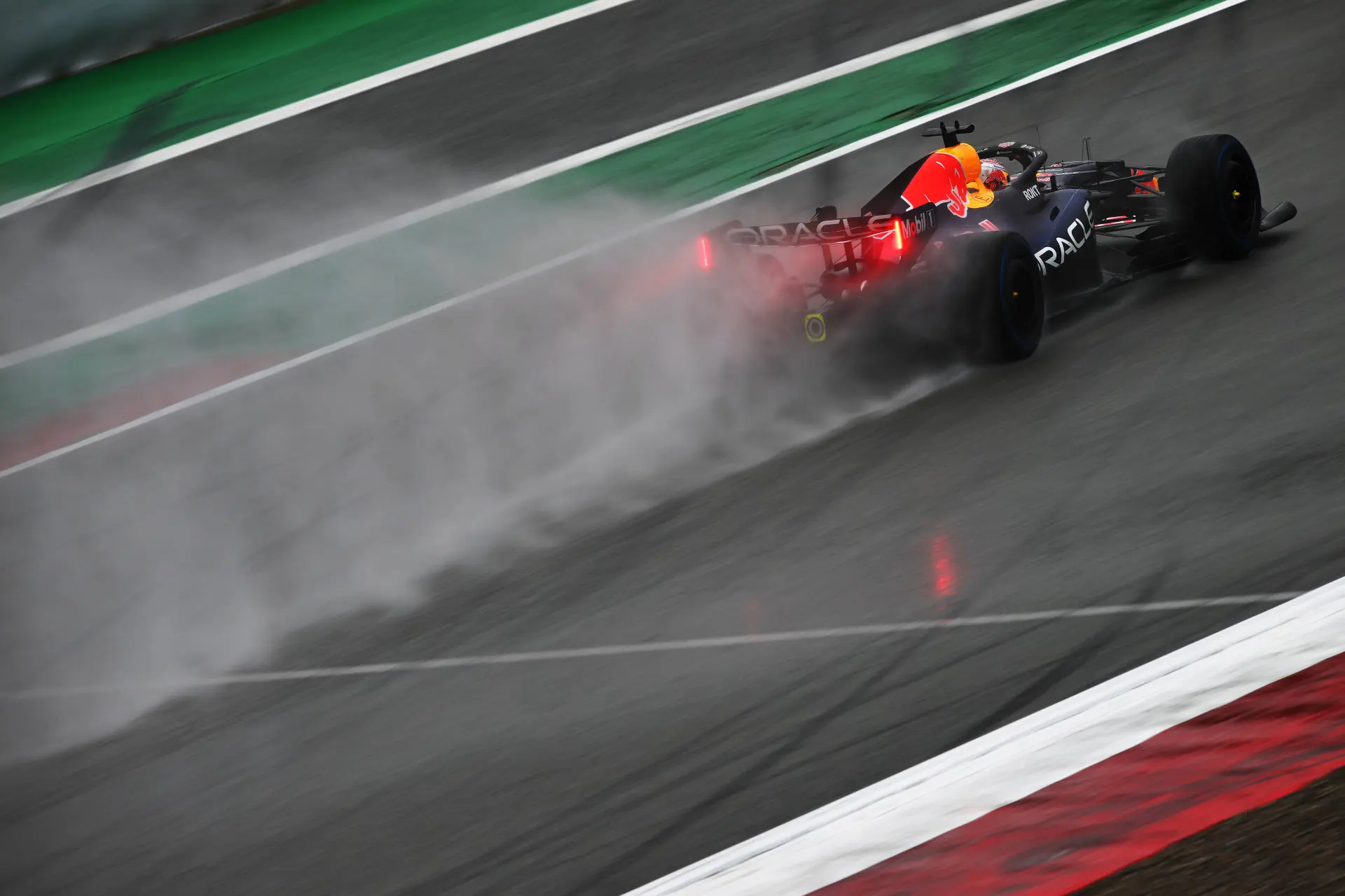 Red Bull krijgt complimentenregen: 'Veel beter dan verwacht'
