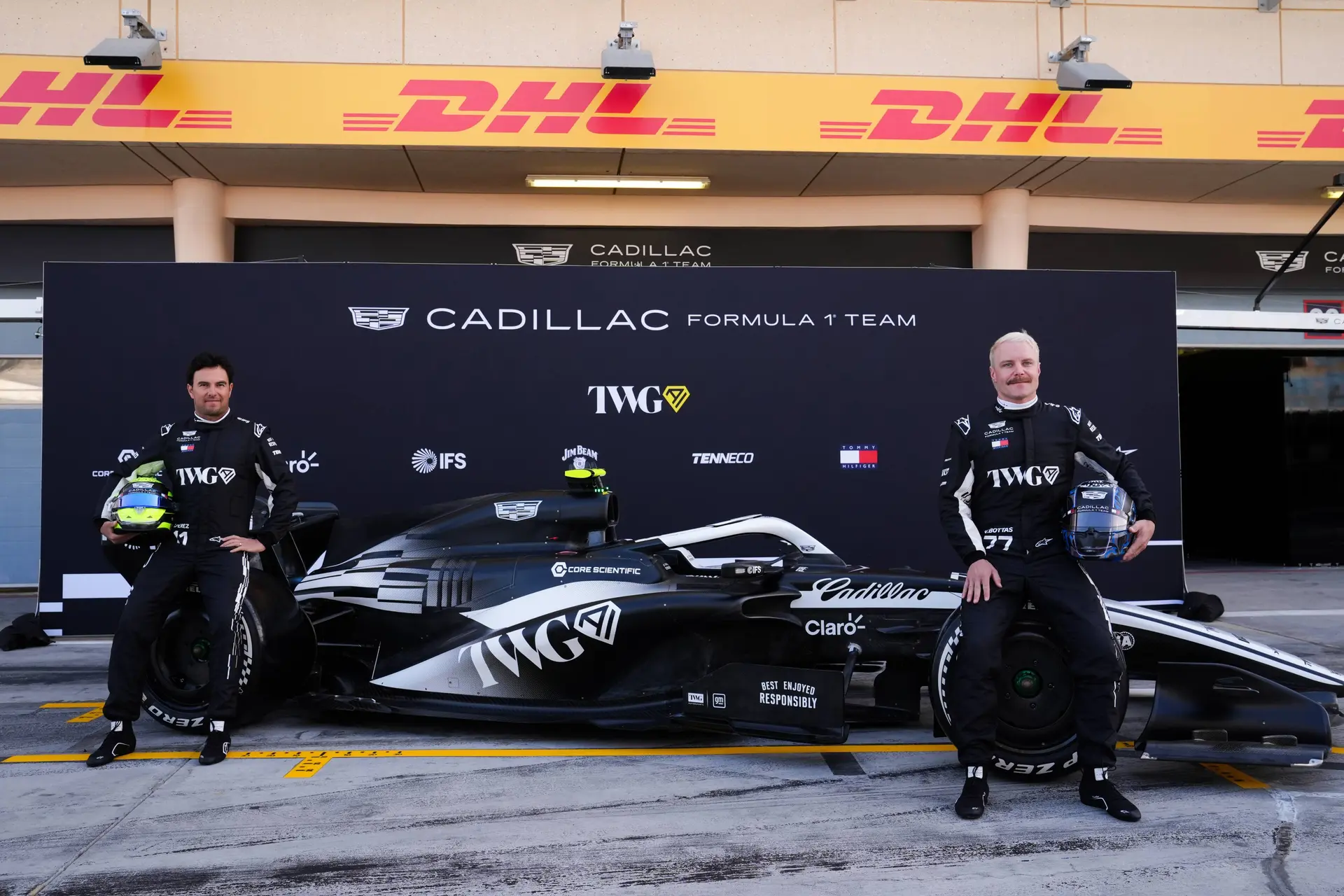 cadillac-f1-wintertest-bahrein-2026-sergio-perez-valtteri-bottas-1