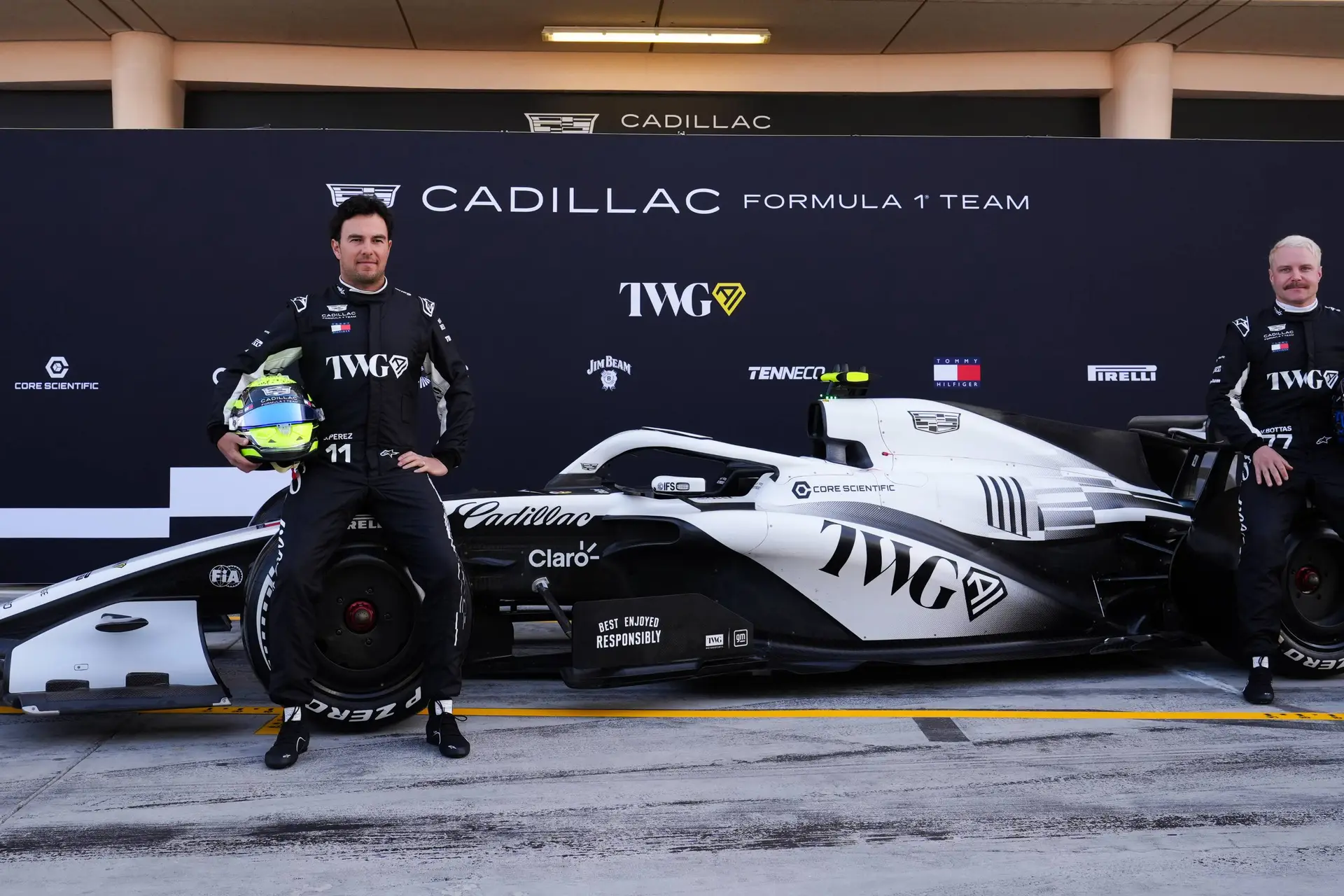 cadillac-f1-wintertest-bahrein-2026-sergio-perez-valtteri-bottas-12