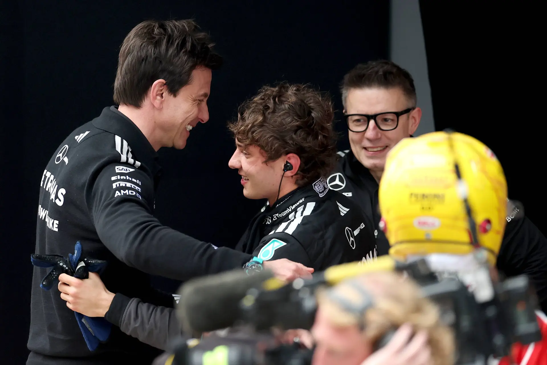 Britse journalist adviseert Wolff in Mercedes-situatie: "Er komt een derde partij aan"