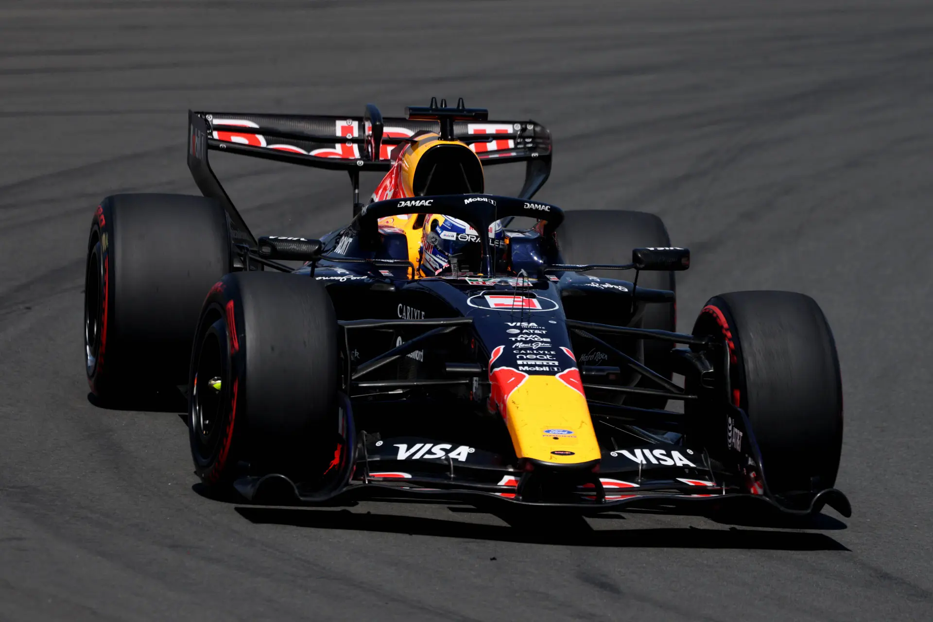 F1 Live | Reacties na Mercedes-dominantie in China, Verstappen wéér met groot gat naar P1