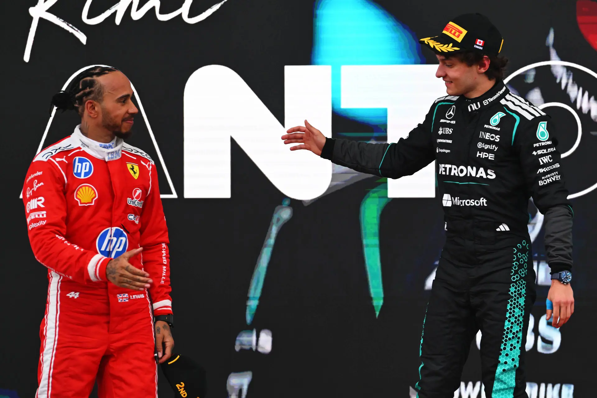 kimi-antonelli-mercedes-lewis-hamilton-ferrari-2026-canada-zondag-race-podium