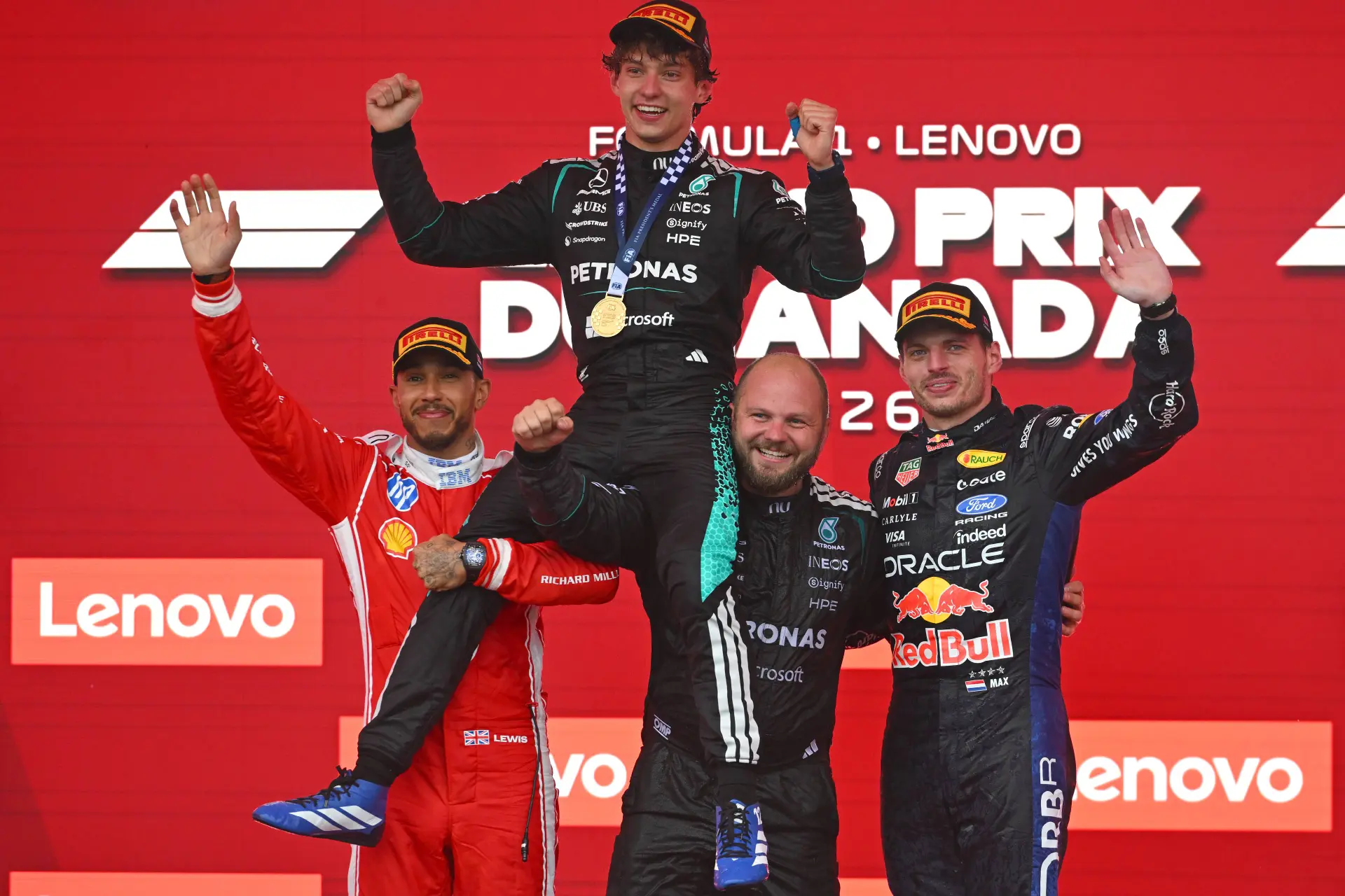 kimi-antonelli-mercedes-lewis-hamilton-ferrari-max-verstappen-red-bull-2026-canada-zondag-race-podium