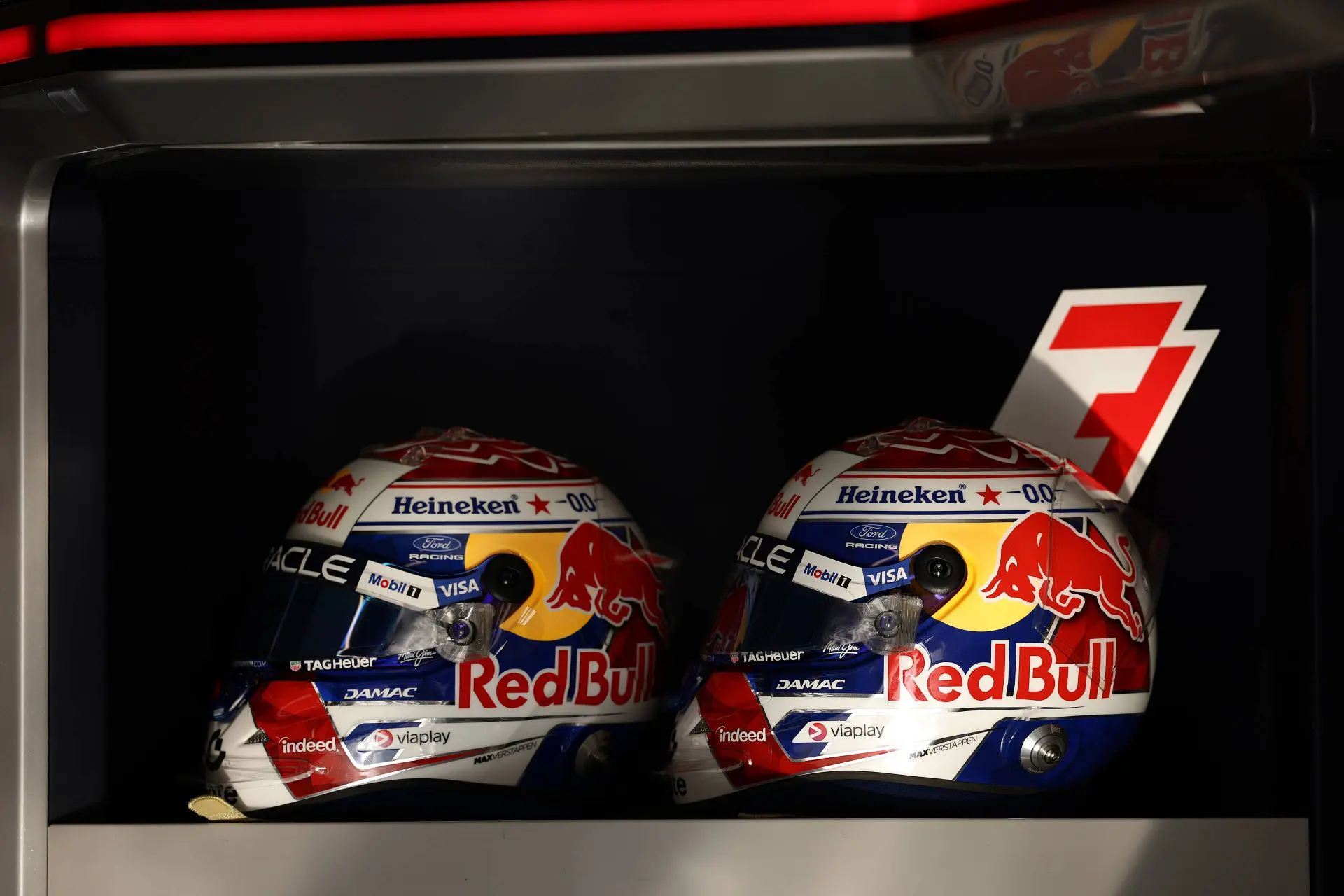 max-verstappen-canada-2026-helm-helmen-startnummer-3