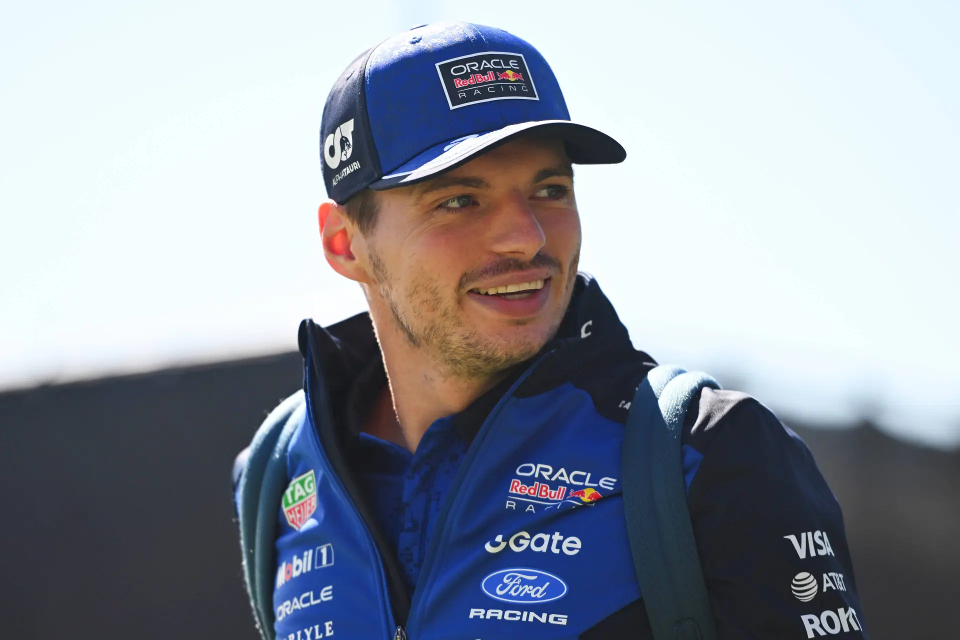 max-verstappen-red-bull-racing-canada-vrijdag-12-lach