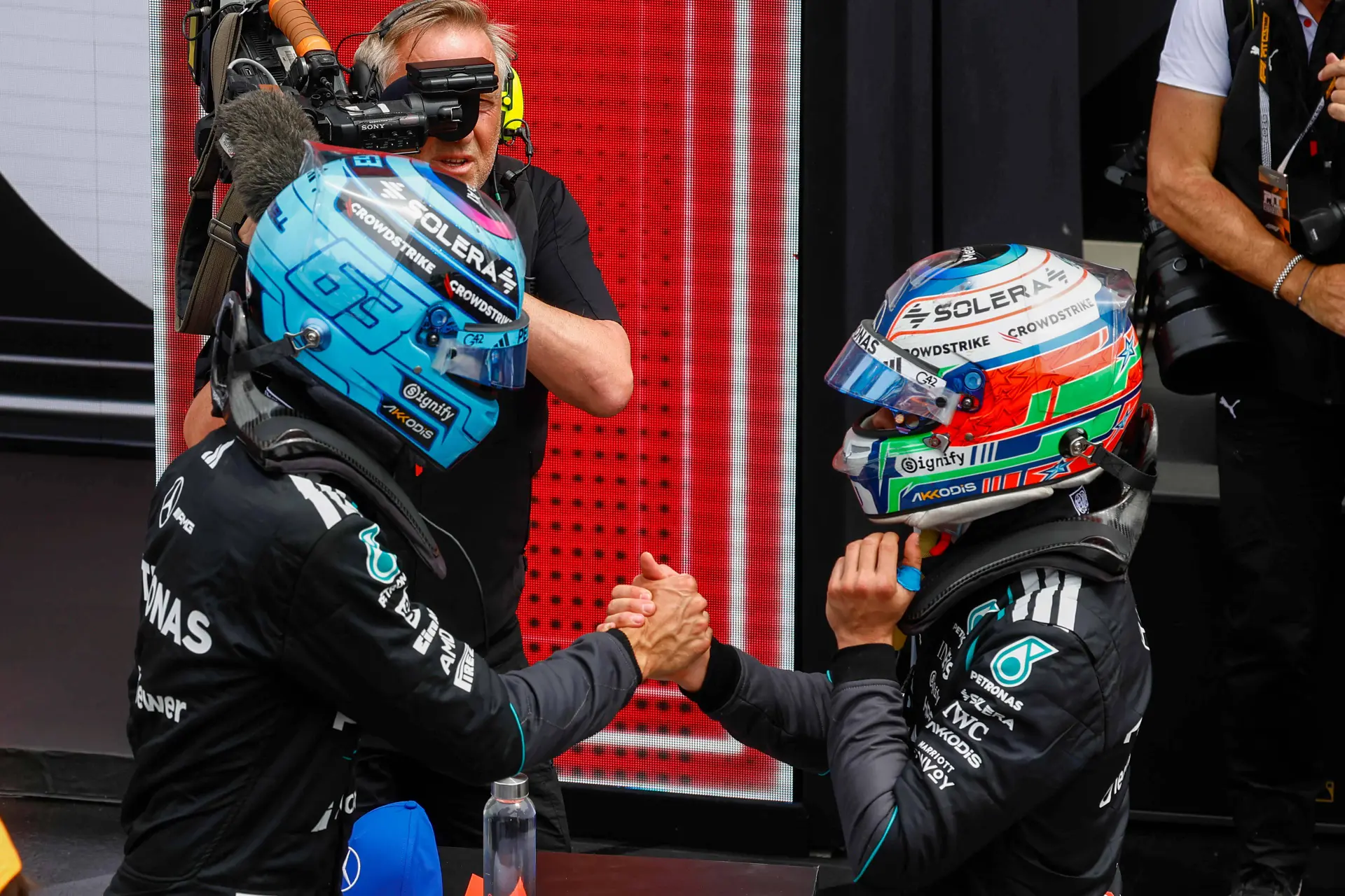 NLB-kimi-antonelli-george-russell-mercedes-canada-sprintrace-silver-war-16