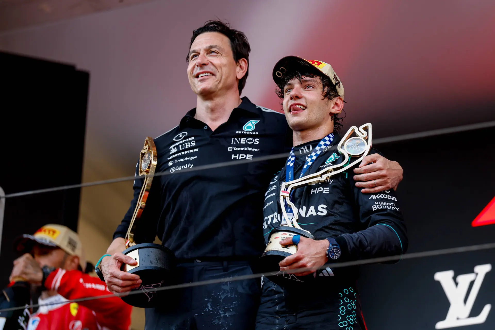 toto-wolff-kimi-antonelli-mercedes-2026-monaco-zondag-race-podium