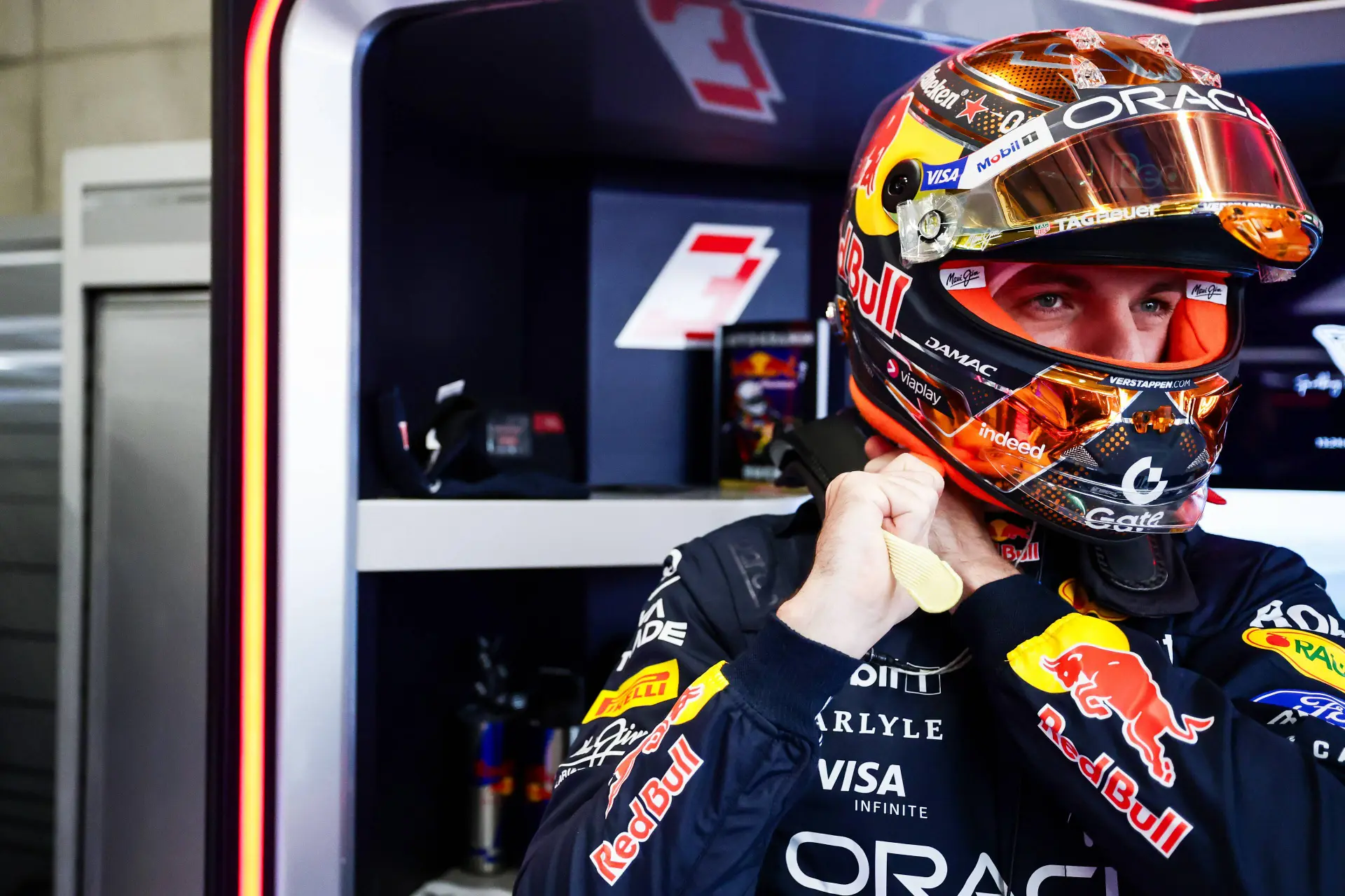 'Verstappen voert geheime gesprekken met McLaren, Piastri naar Red Bull'