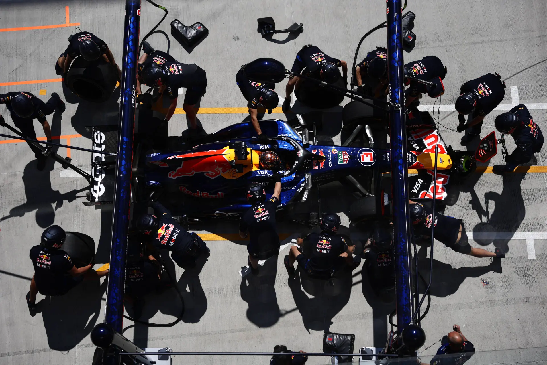 max-verstappen-red-bull-racing-gp-hongarije-2026-vrijdag