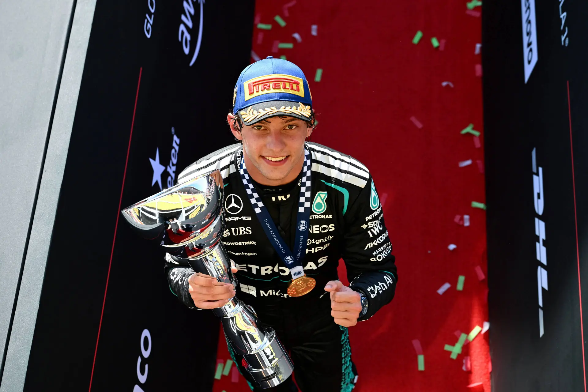 kimi-antonelli-mercedes-podium-win-italië-25-sunday-monza-2026
