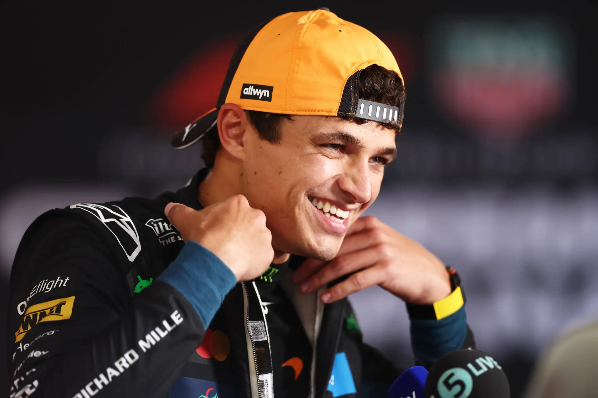 lando-norris-mclaren-gp-spanje-2026-zaterdag-2