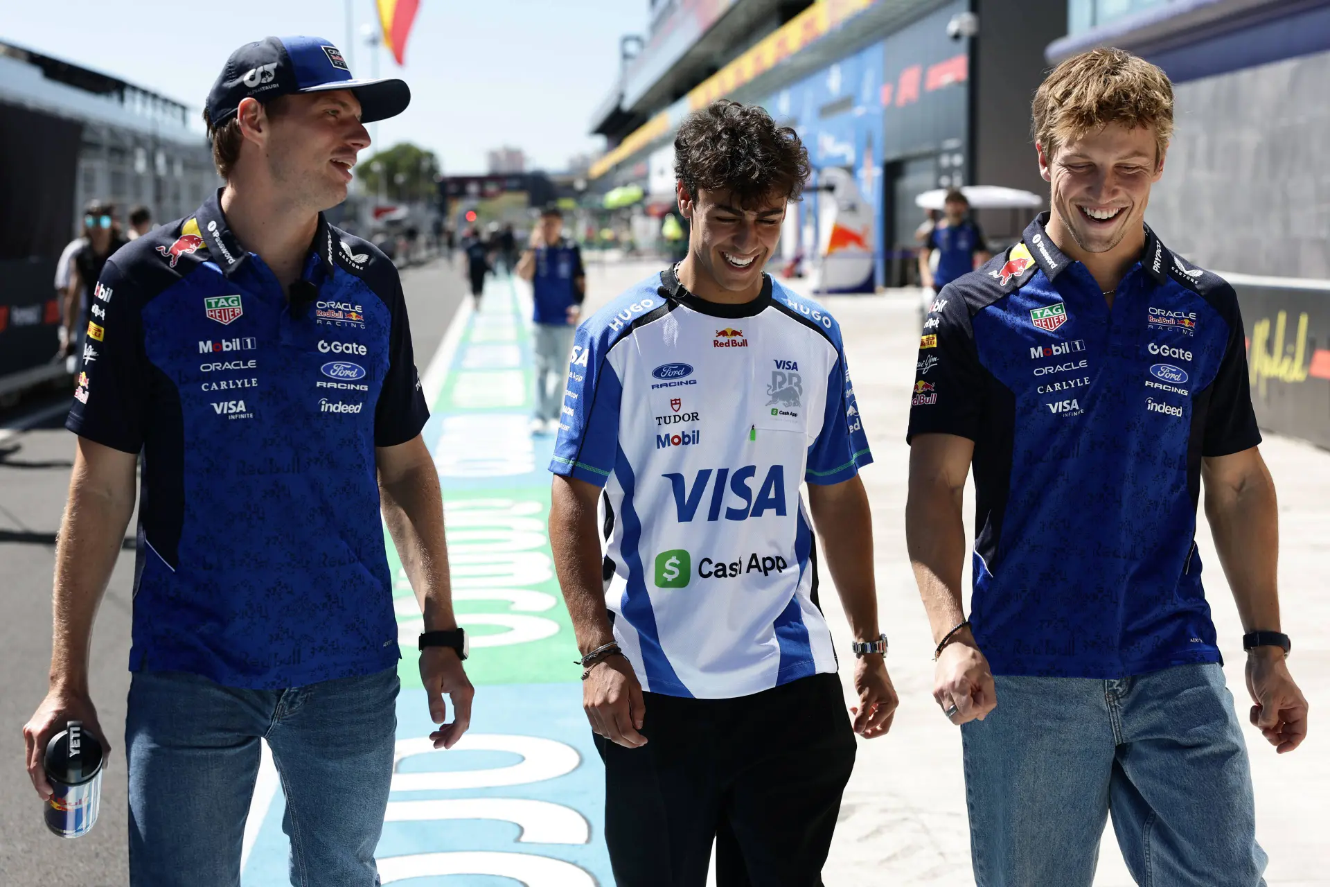 Verstappen-Red Bull-Madrid-vrijdag-Lawson-3-Lindblad