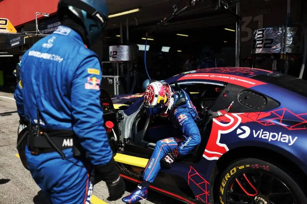 max-verstappen-franz-hermann-gt3-gt-world-challenge-europe-portimão-donderdag-2