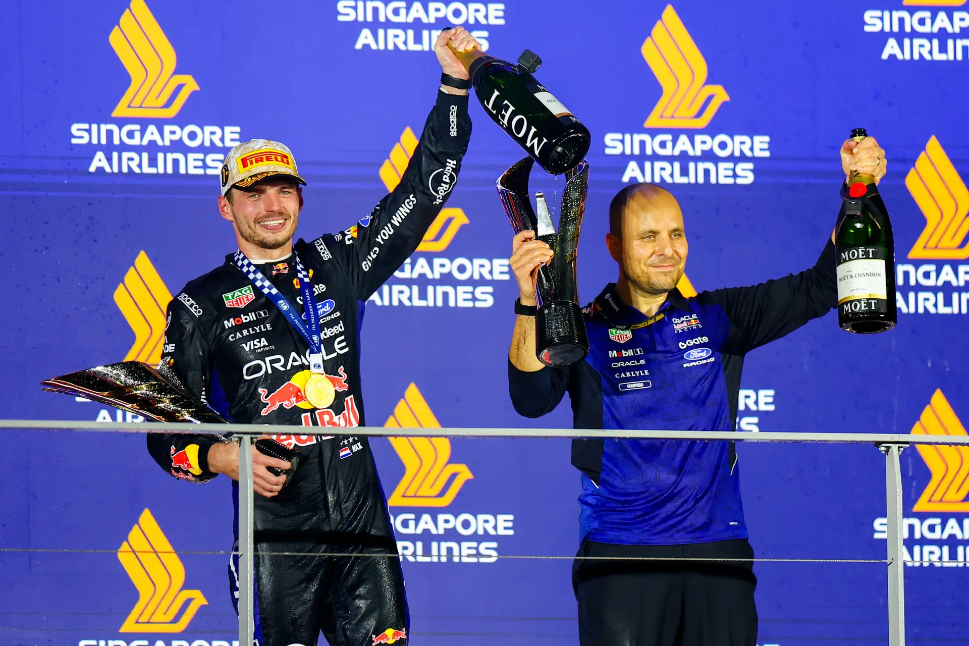max-verstappen-gp-gianpiero-lambiase-singapore-podium-2026