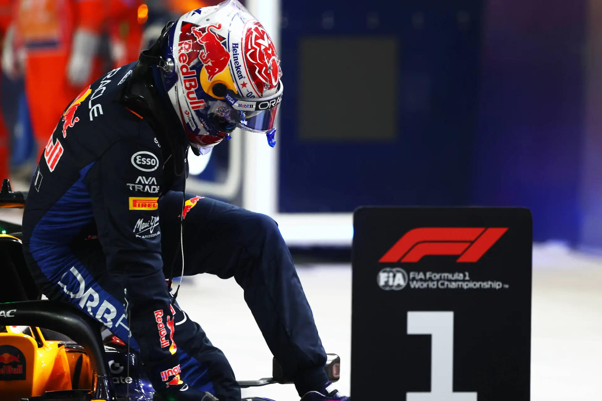 max-verstappen-red-bull-racing-gp-singapore-2026-zaterdag-poleposition-2