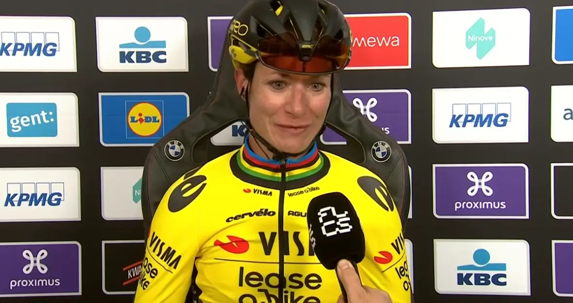 Vos ecstatic after victory on debut in Omloop Het Nieuwsblad: "Hadn't dared to dream of this beforehand"