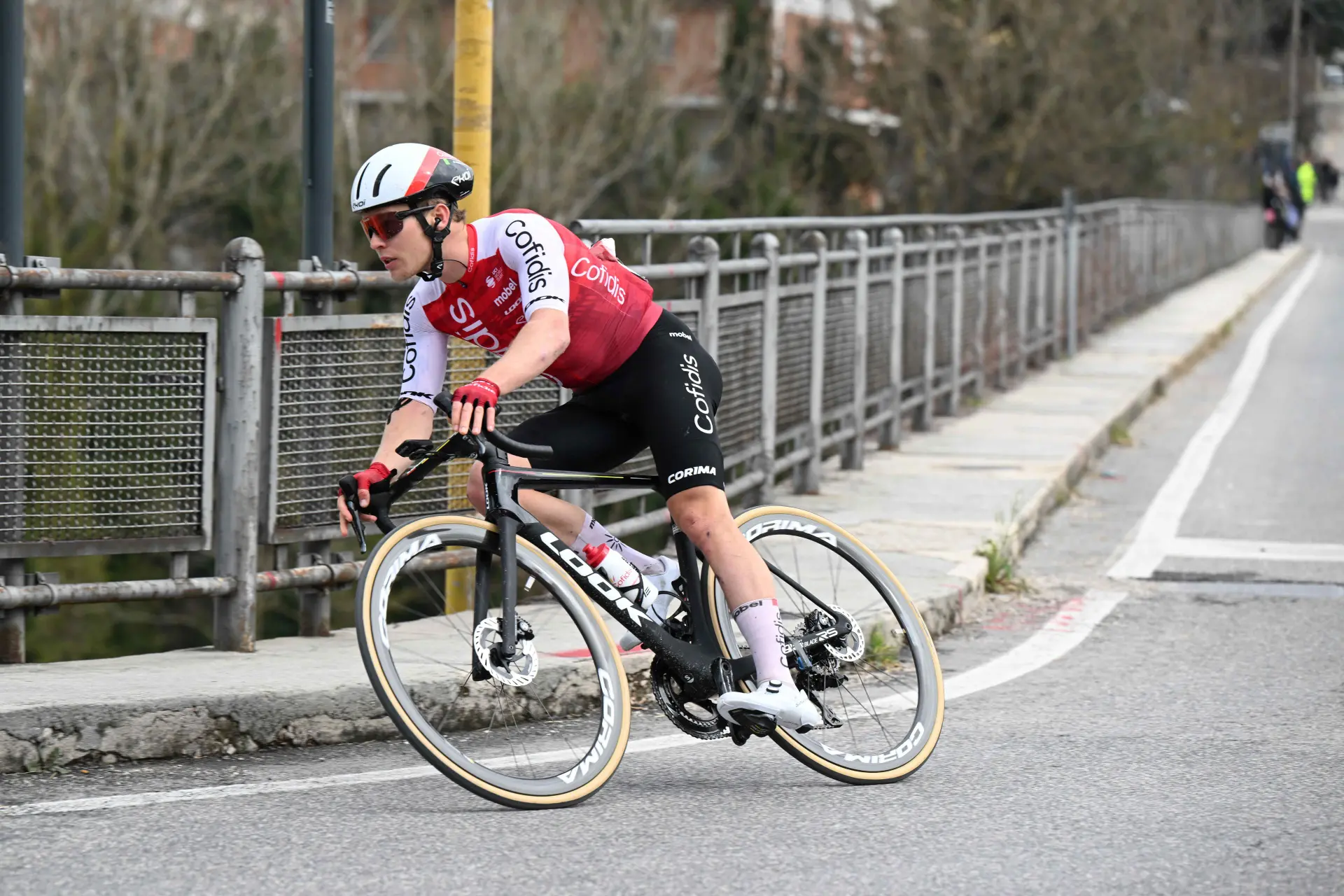 Cofidis manager criticizes departing Zingle: "Fetching water bottles for Wout van Aert instead of being leader"