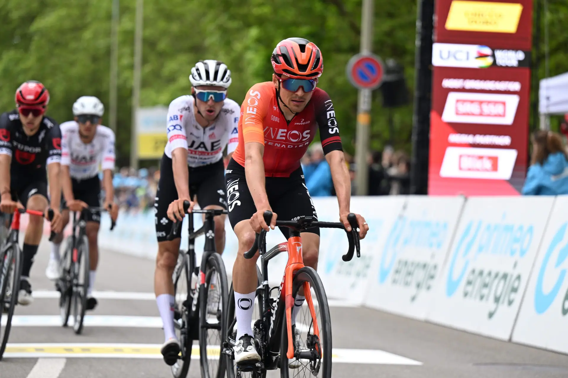 INEOS team director emphasizes team was unaware of Pidcock being overlooked: "I understand it's strange"