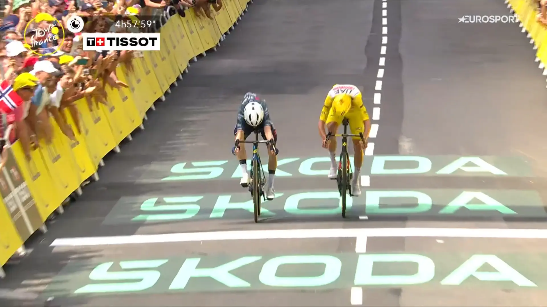 Pogacar accelerates early, but Vingegaard shows character, wins photo finish and clinches bizarrely beautiful mountain stage in the Tour