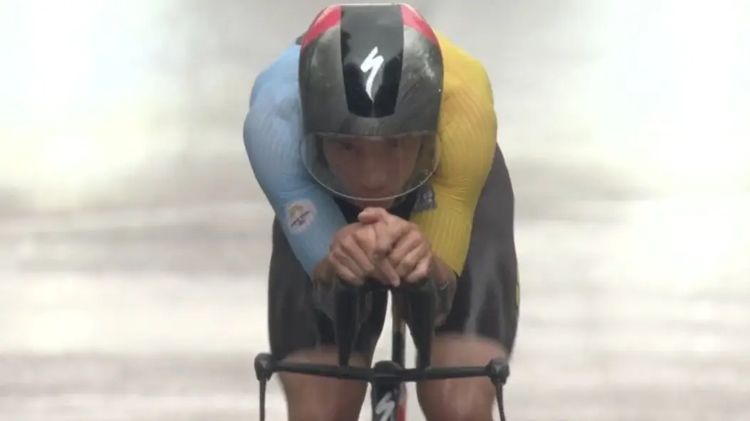 Agitated Evenepoel wins once again! Flemish boss redirects Italians to silver and bronze at World Time Trial Championships