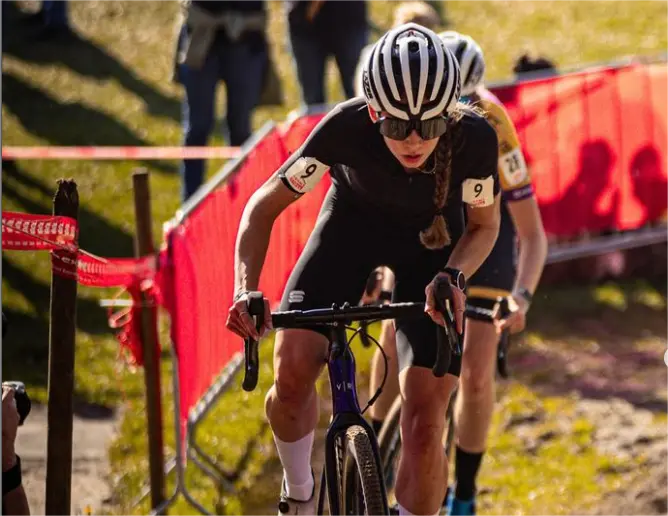 Bizarre... Dutch cyclo-cross talent breaks with Belgian team, which responds furiously: "Really hope you fail"