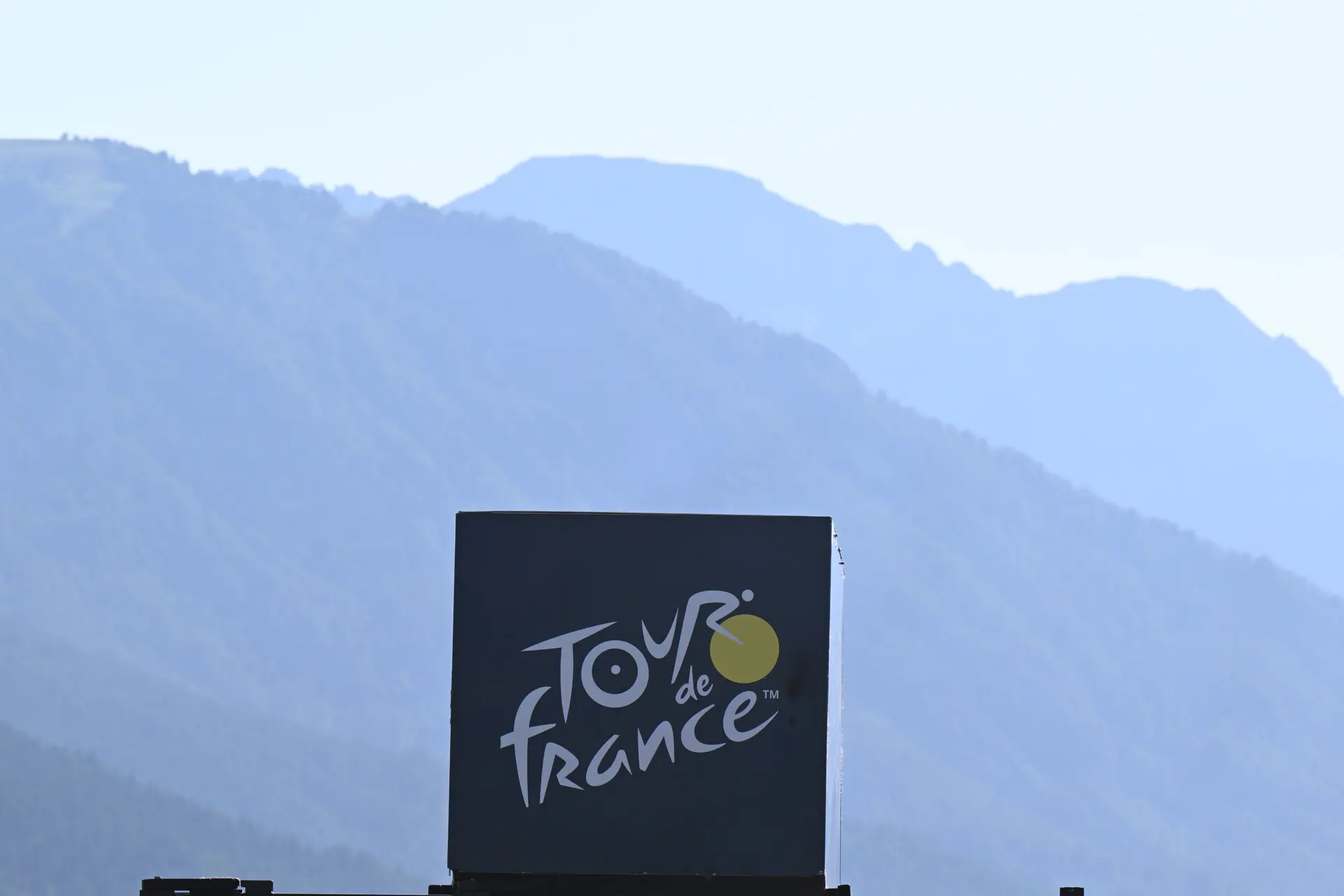 Project how to beat Tadej Pogacar: what is already known about the 2025 Tour de France route?